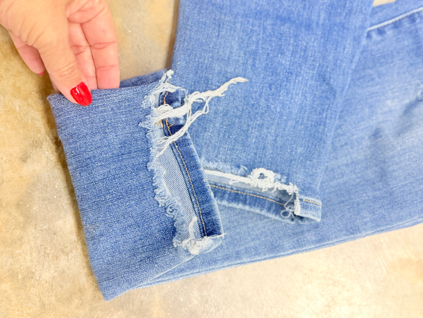 Womens Risen Jeans Size 15/32 EUC