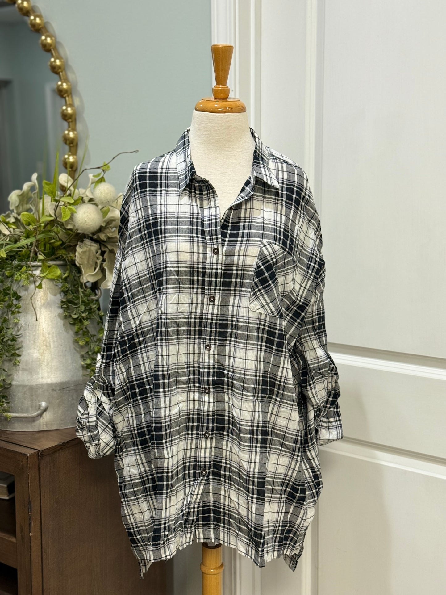 Womens Oddi PLaid Button Down Size M/L