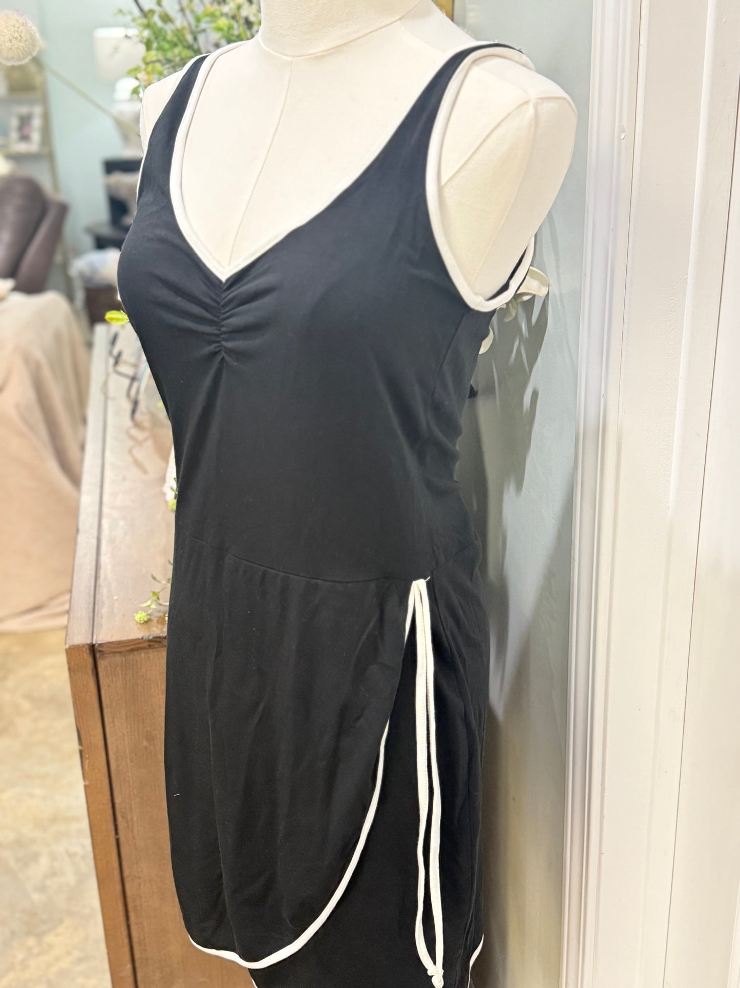 Womens Antistar Athletic Dress Size Large NWT