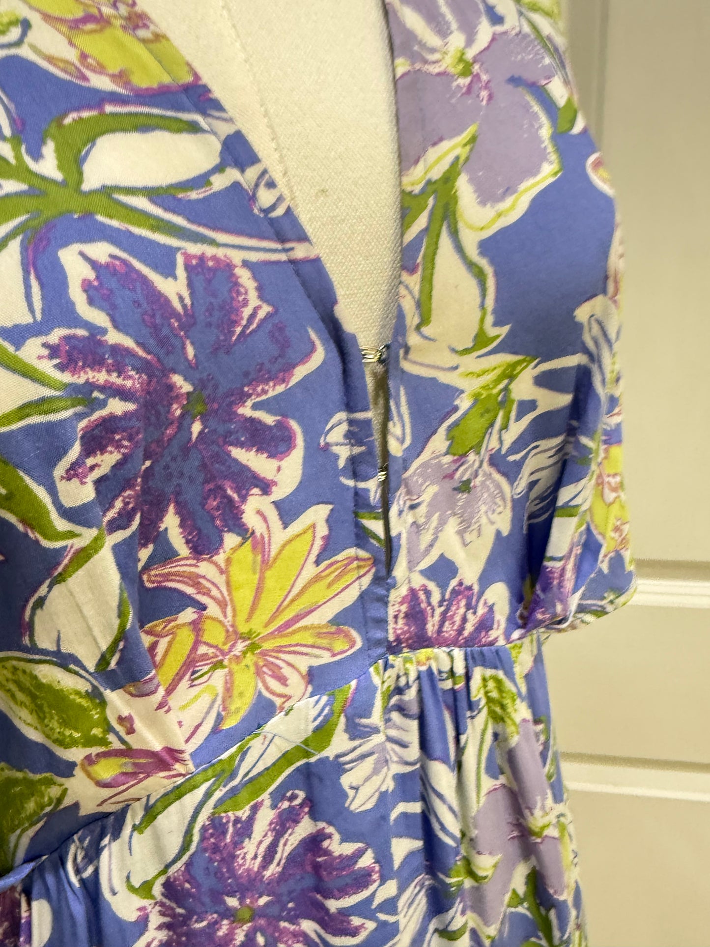 Womens Entro Lavender F;oral Maxi Dress Large EUC