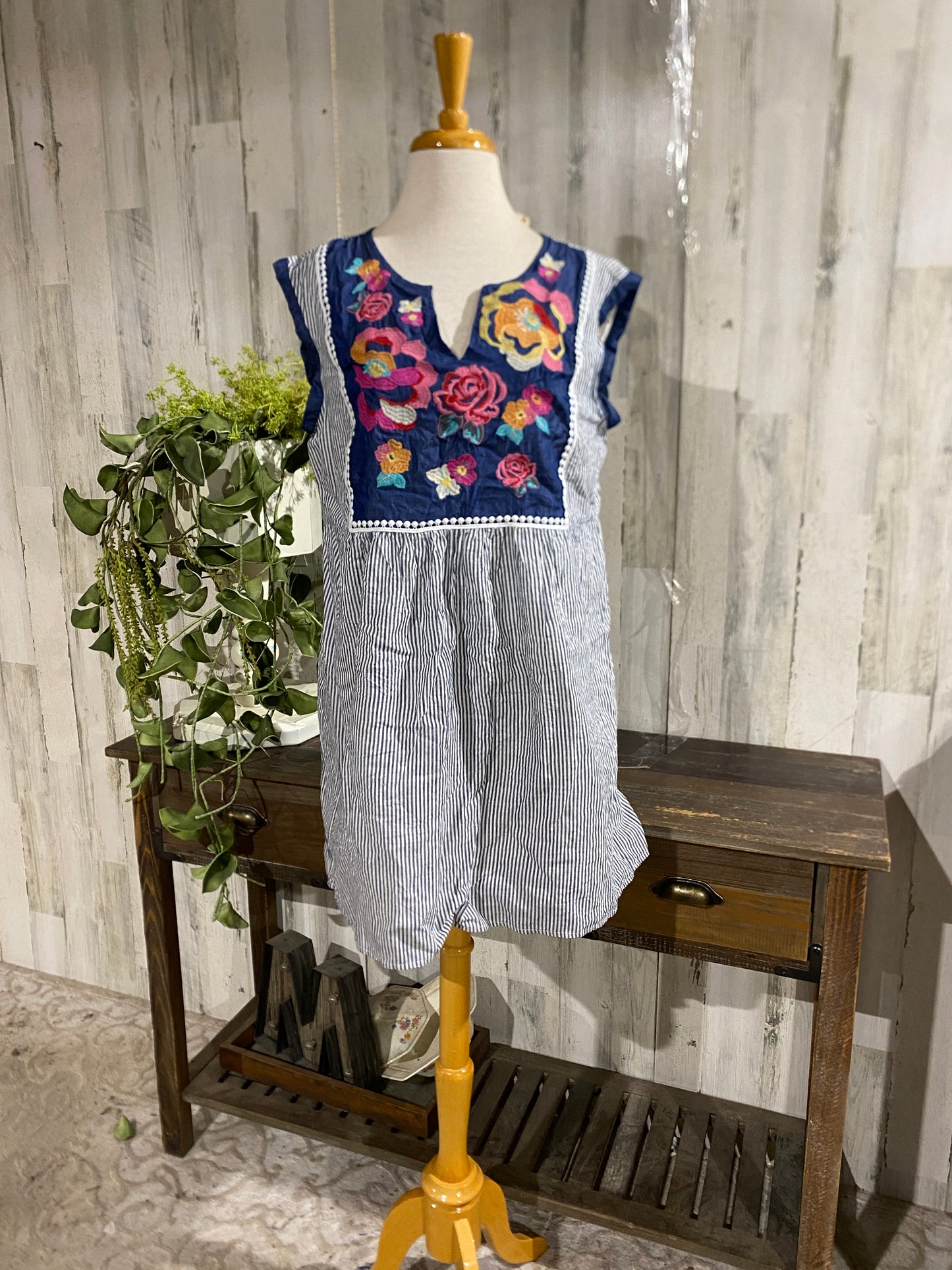 Womens Savanna Jane Embroidered Dress Sz Large