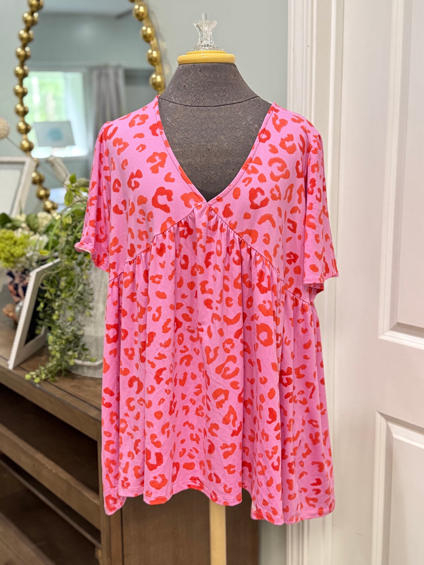 Womens Entro Peplum Leopard Blouse 1X EUC