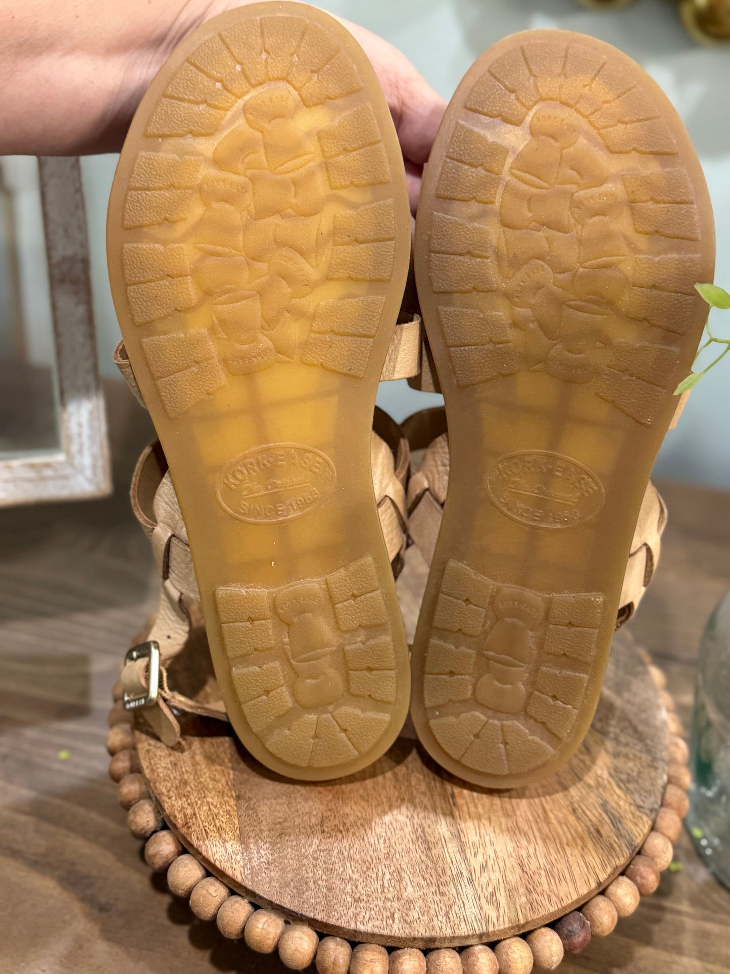 Womens Korkease Sandals Size 8M