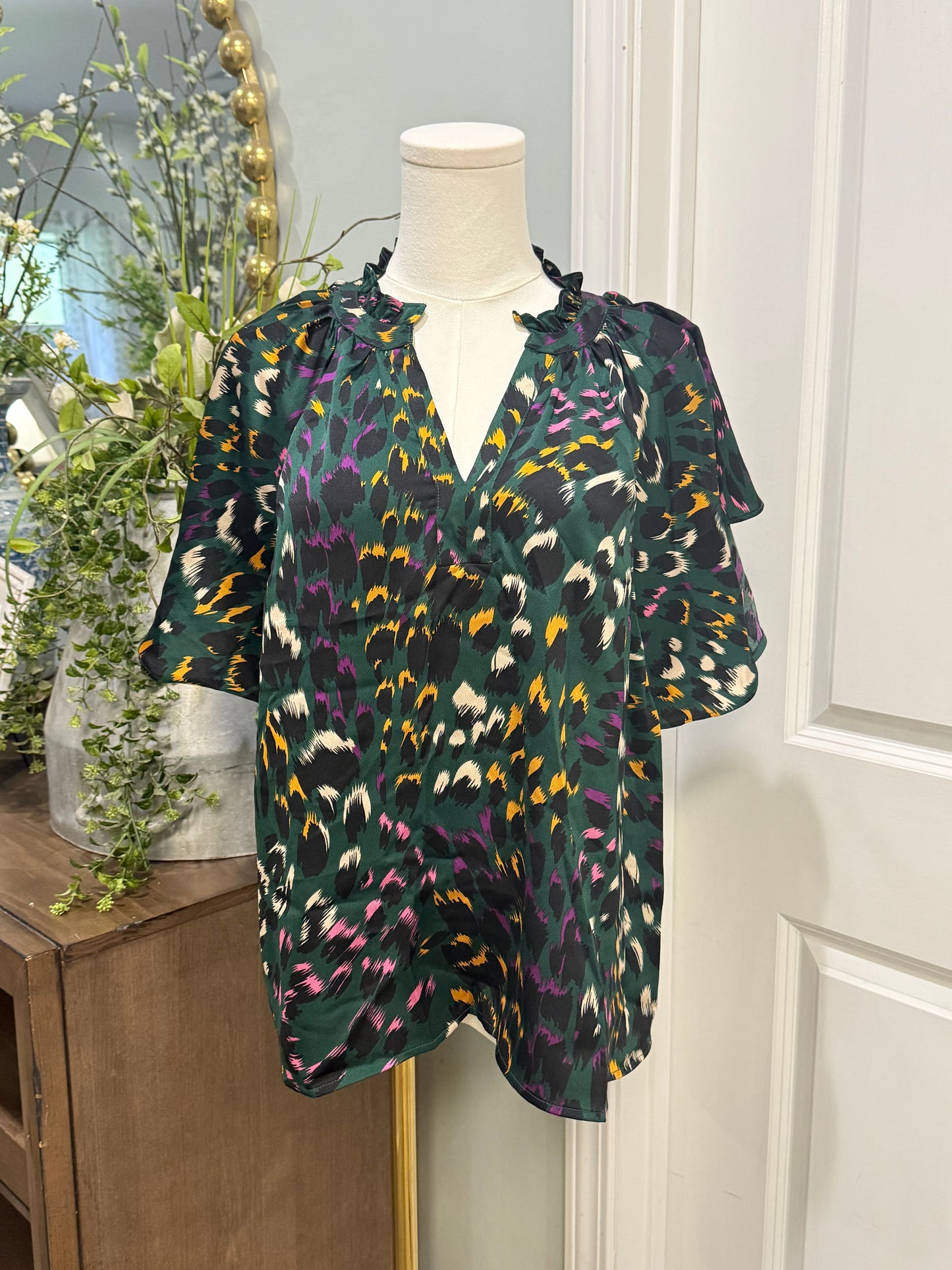 Womens ee:some Blouse Size Large EUC