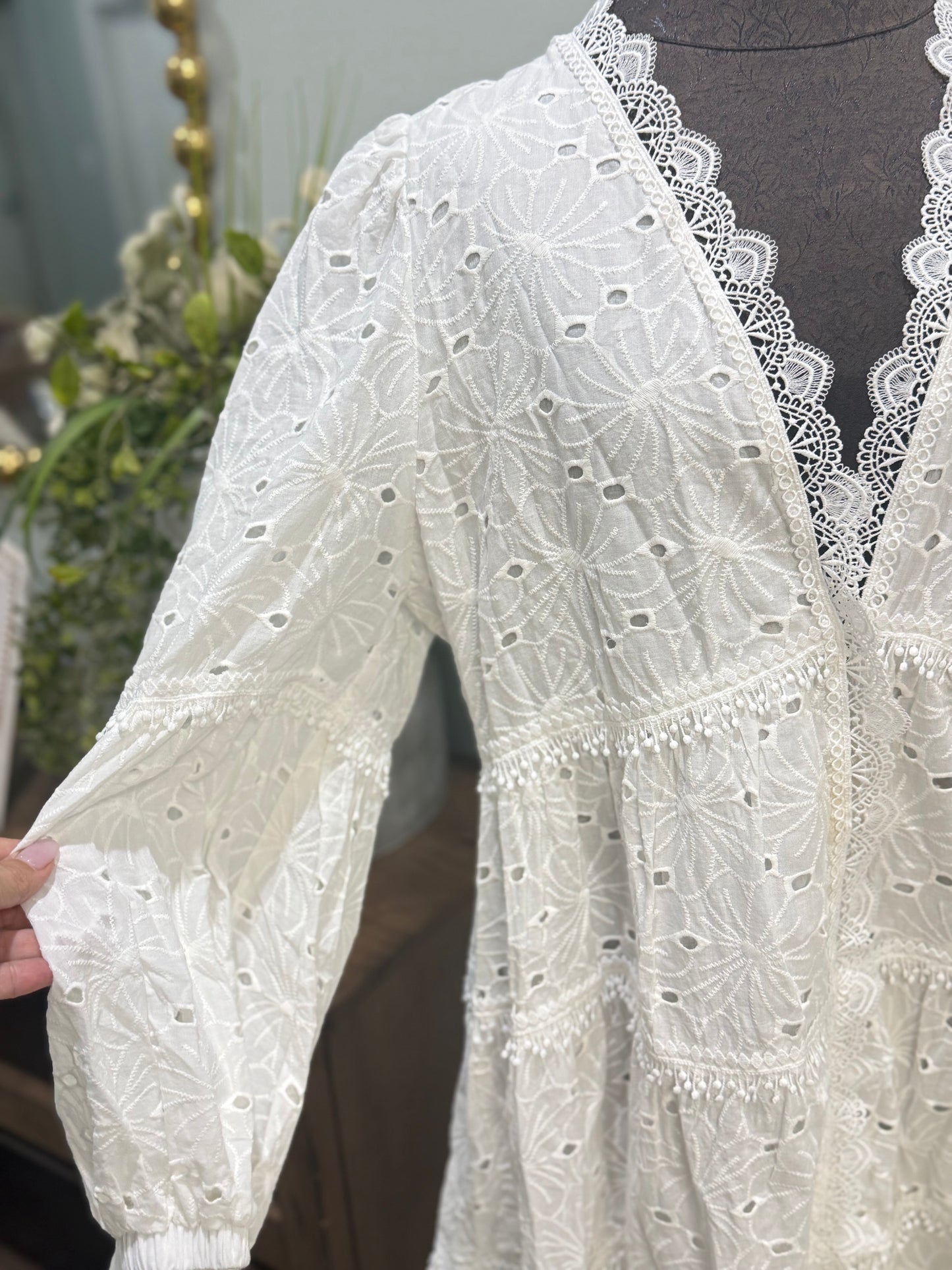 Womens White Eyelet Dress 1X EUC