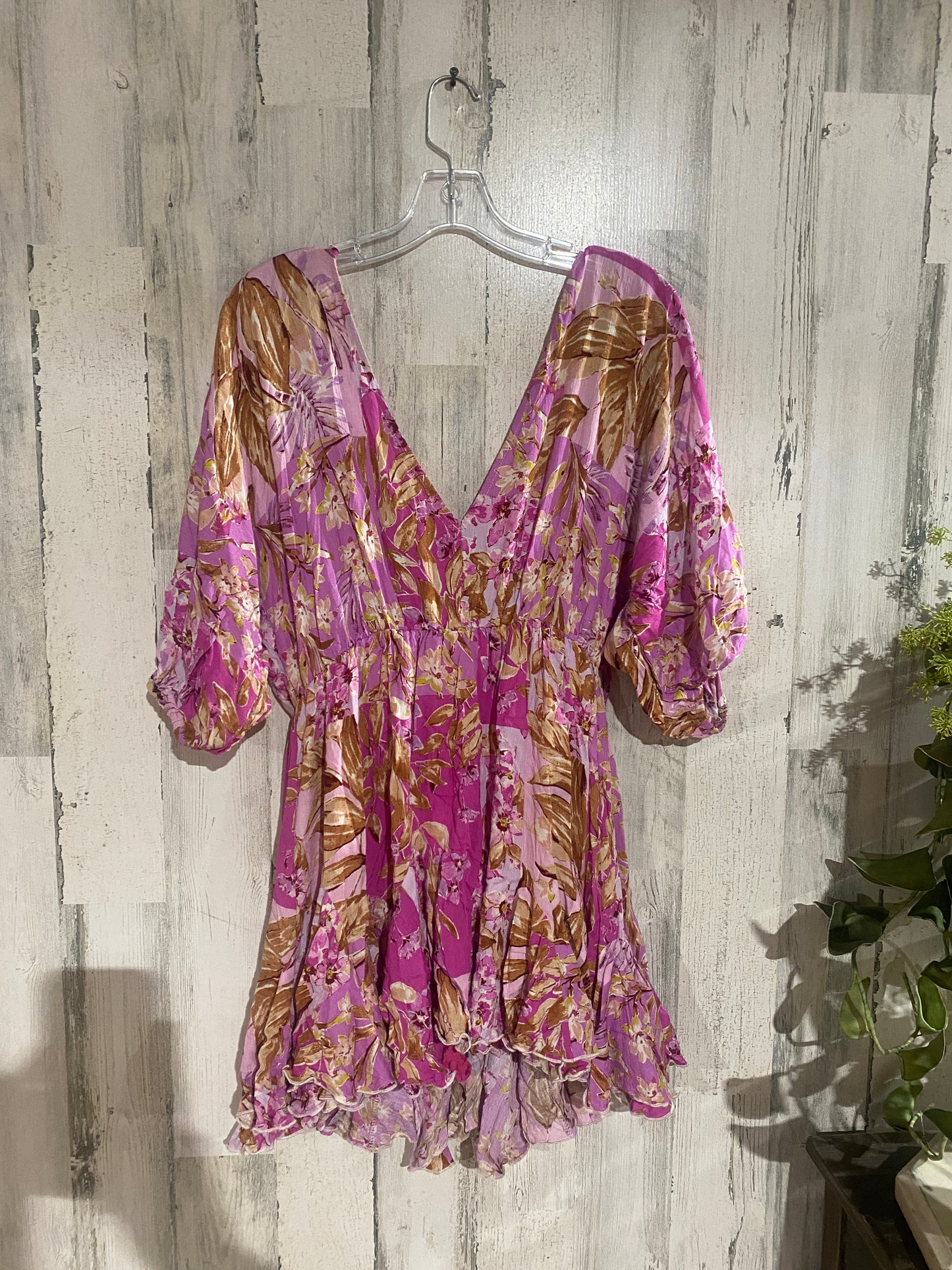 Womens Main Strip Dress Size Medium