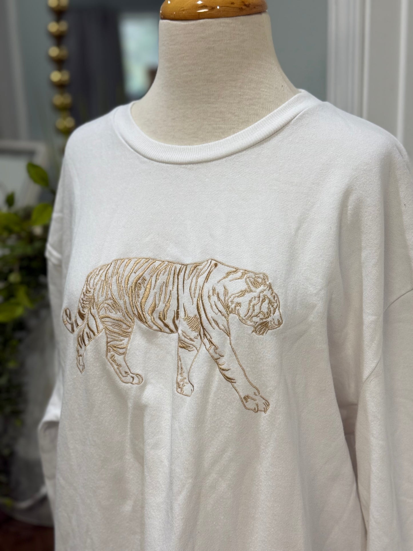 Women Royal Standard Tiger Sweatshirt XL