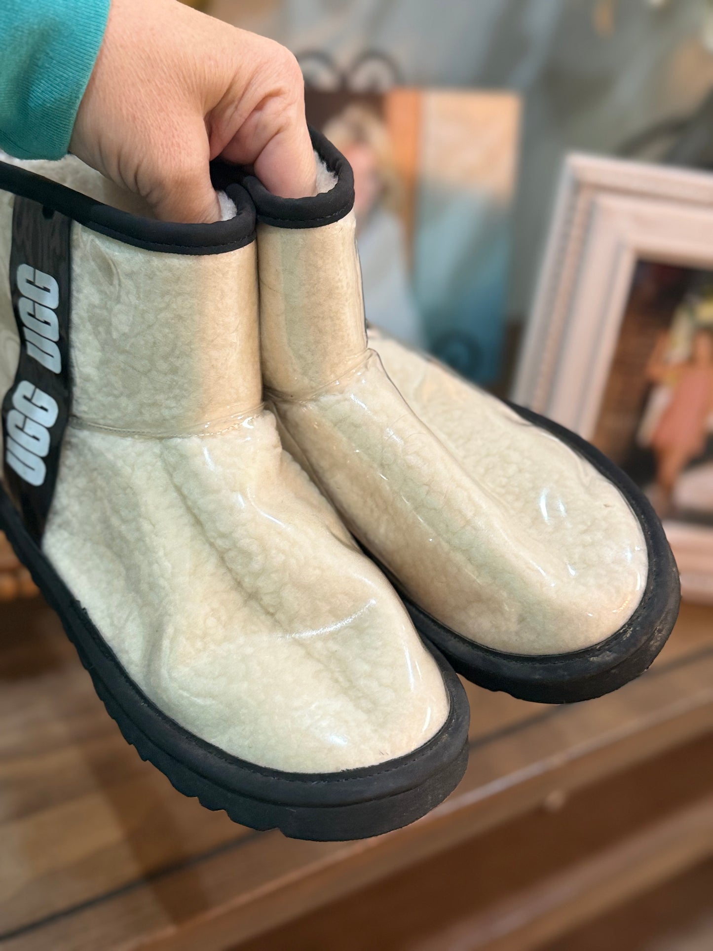 Womens UGG Boots Size 9