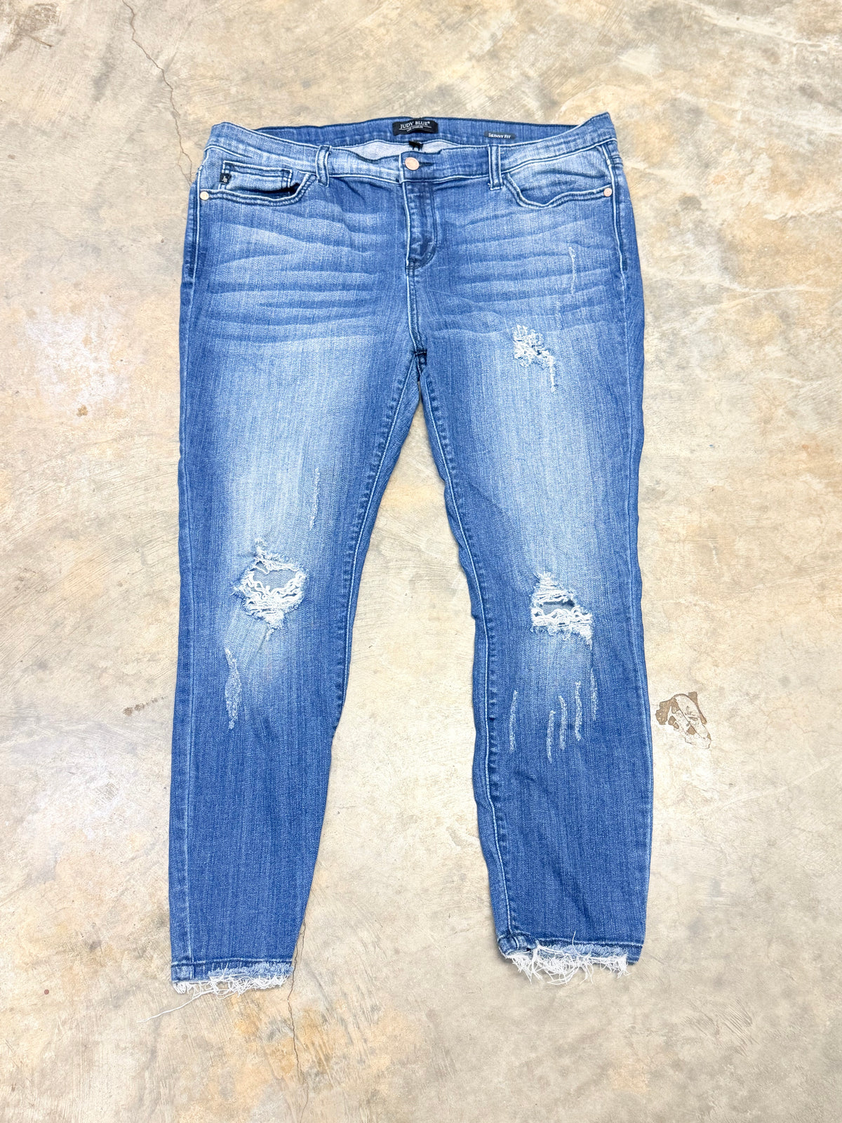Womens Judy Blue Skinny Jeans Size 2XL EUC