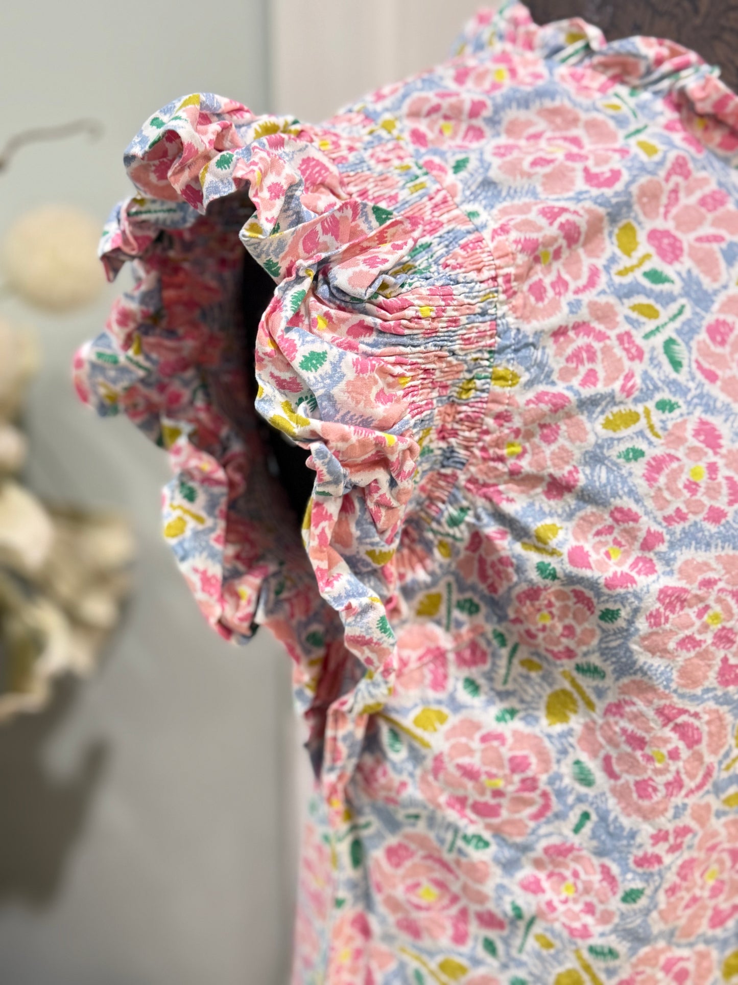 Womens Jodifl Floral Smocked Sleeve Blouse Small