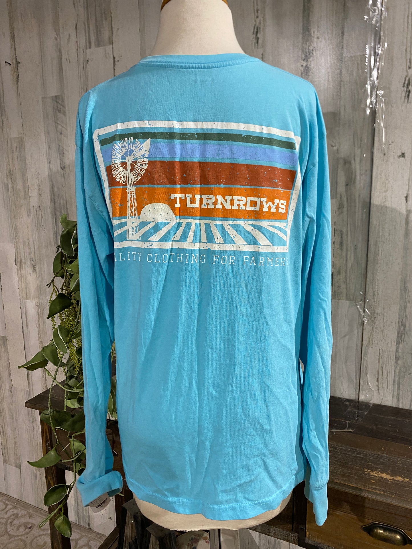 Womens Turnrows Tshirt Sz Small