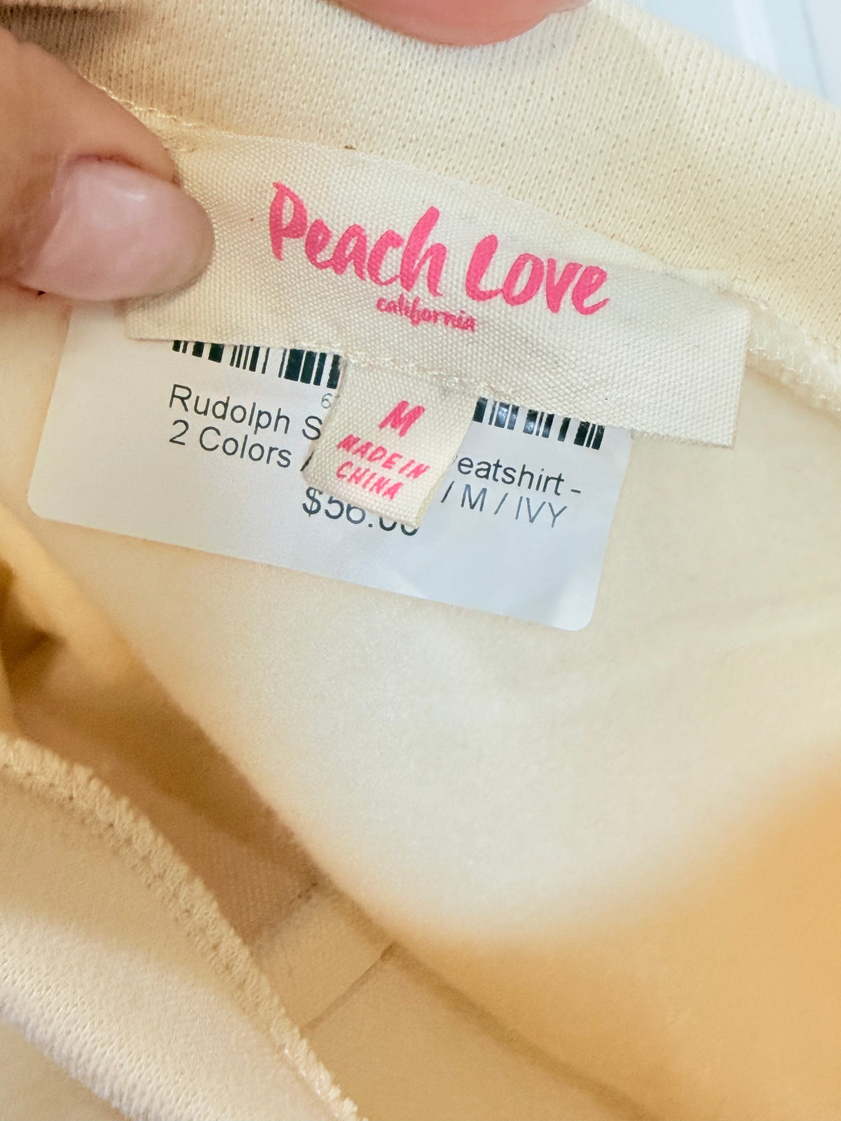 Womens Peach Love Christmas Sweatshirt Medium NWt