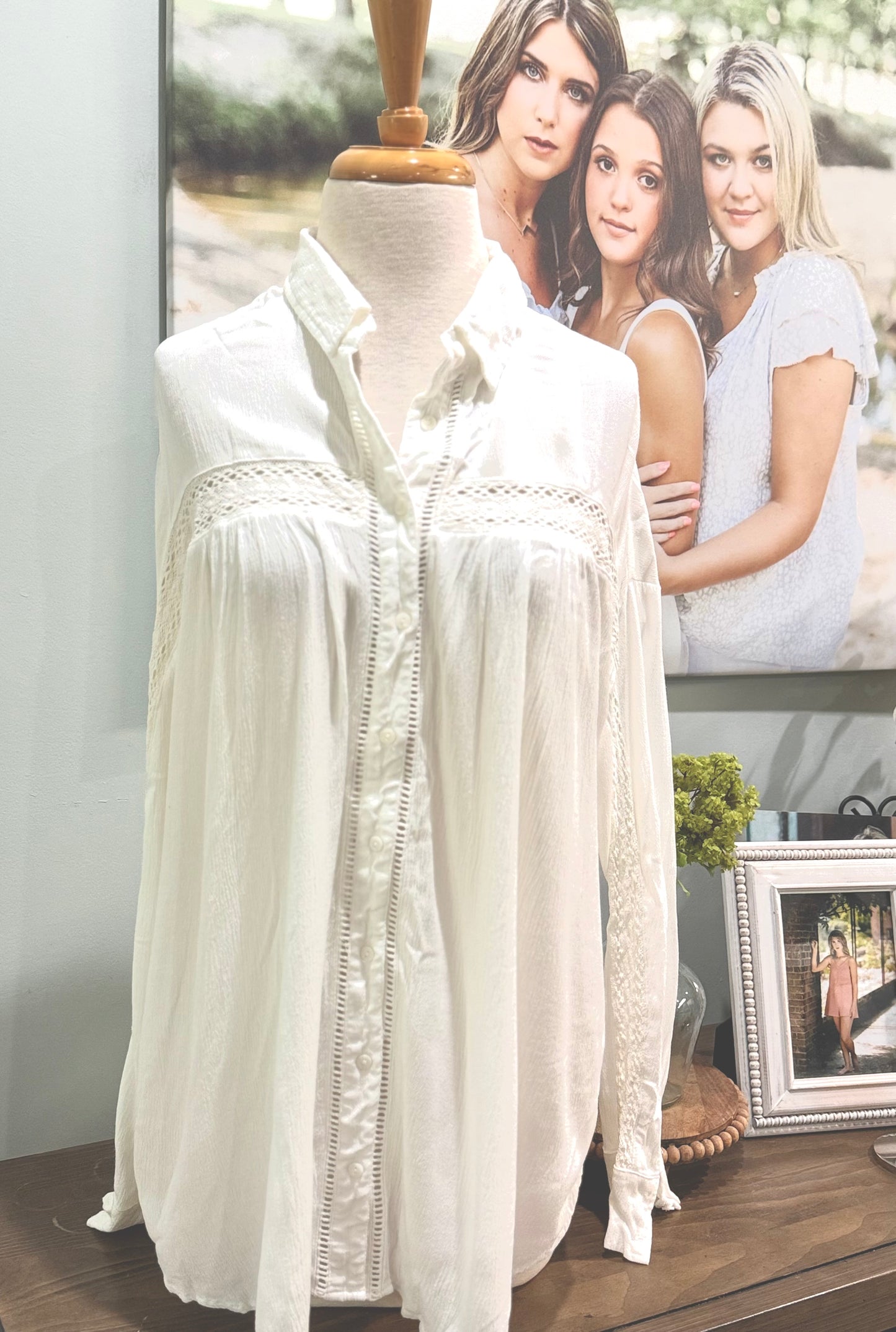 Womens Wishlist Apparel Blouse Size M/L