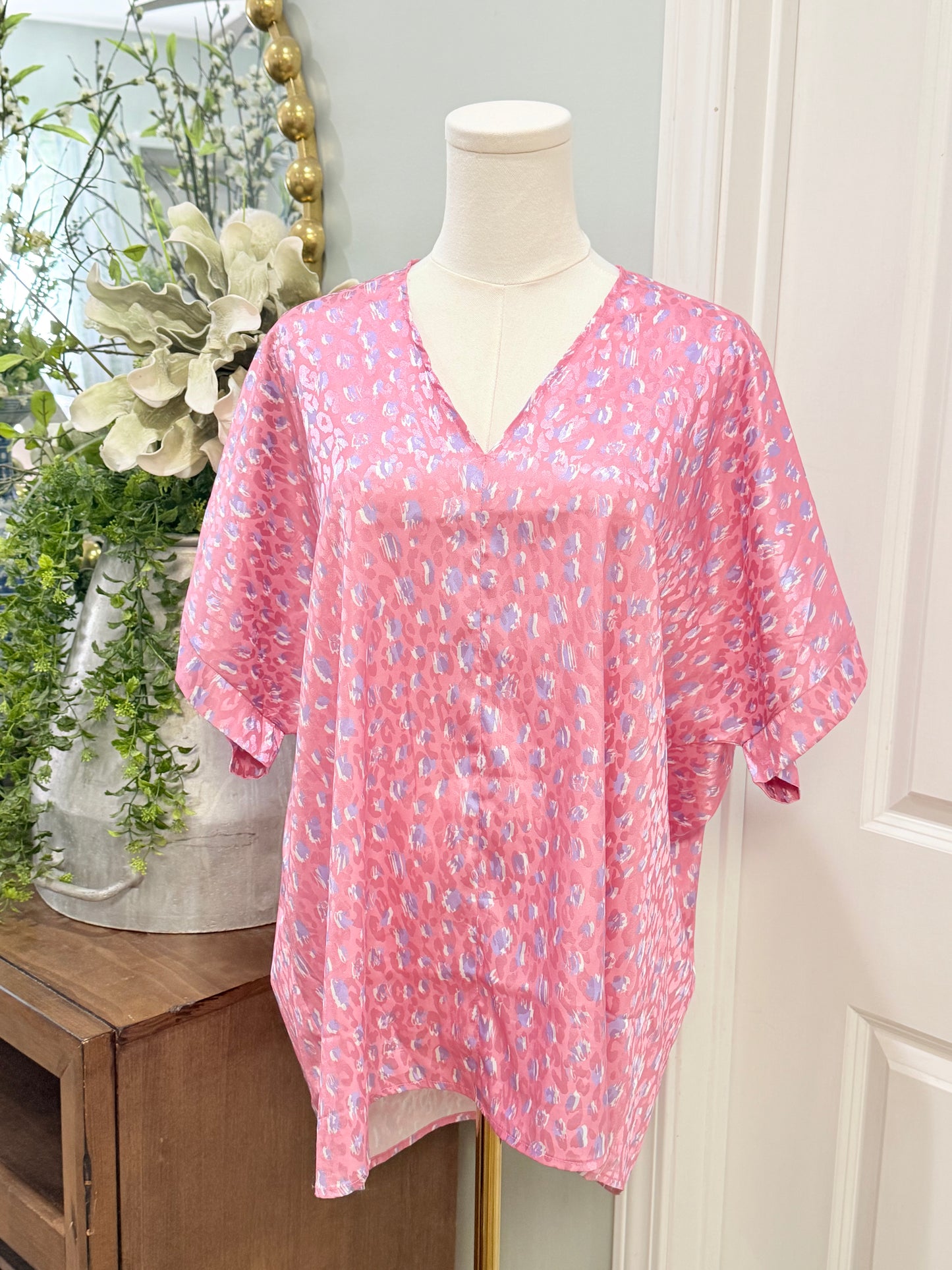 Womens Jodifl Pink Leopard Satin Blouse Medium EUC