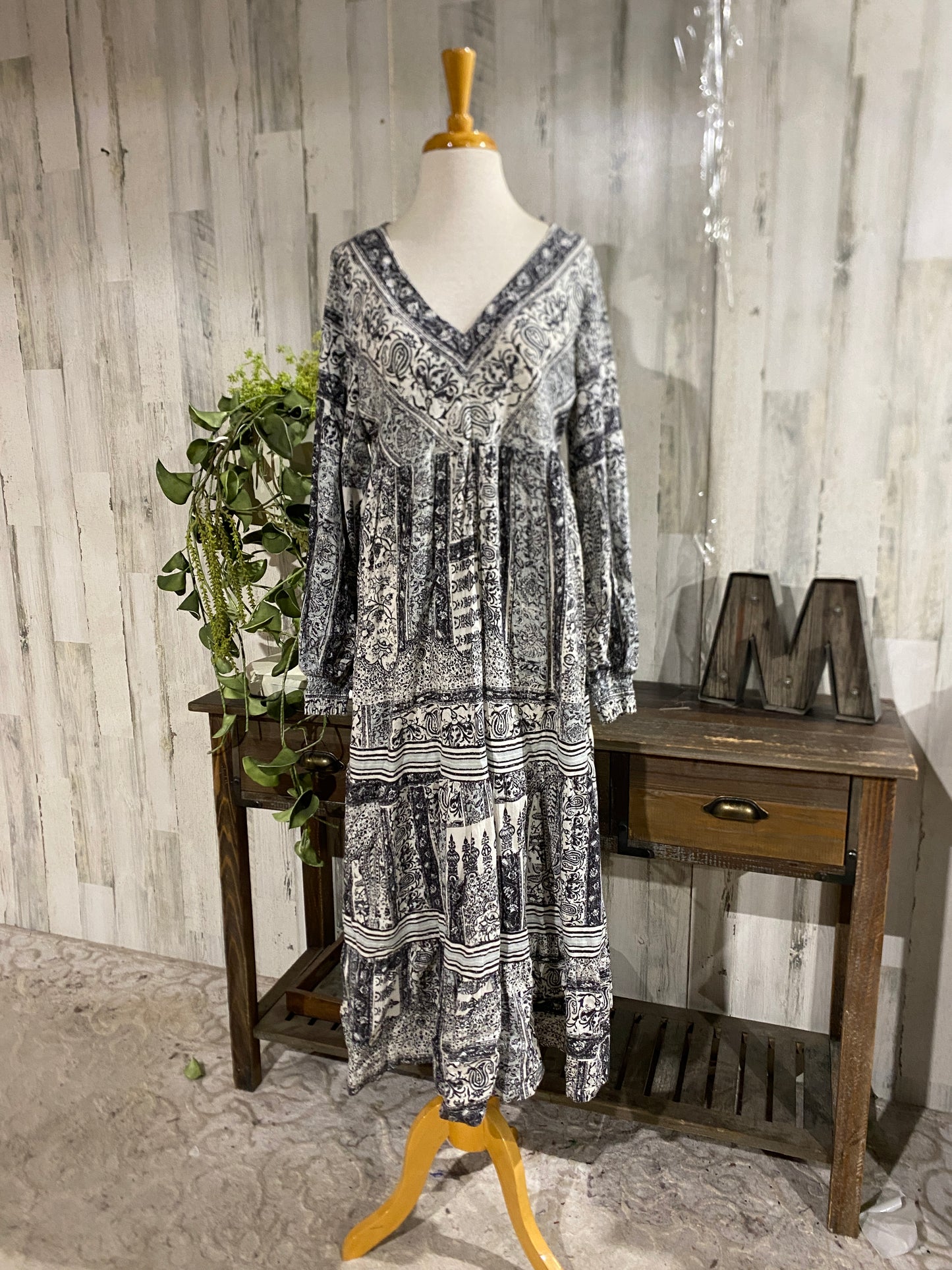 Womens Wonderly Dress Sz Medium