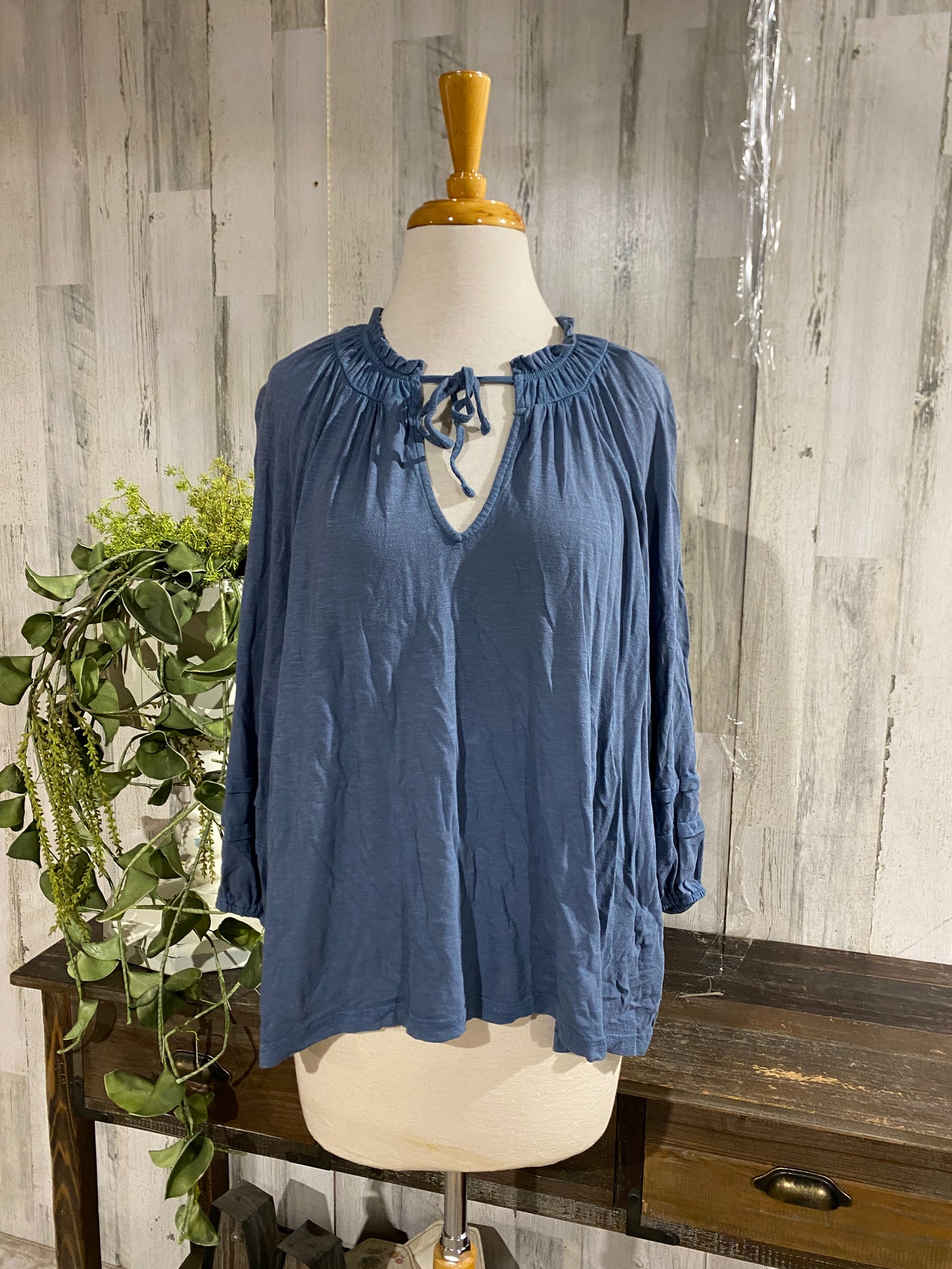 Womens NWT Wonderly Top Sz Petite Large