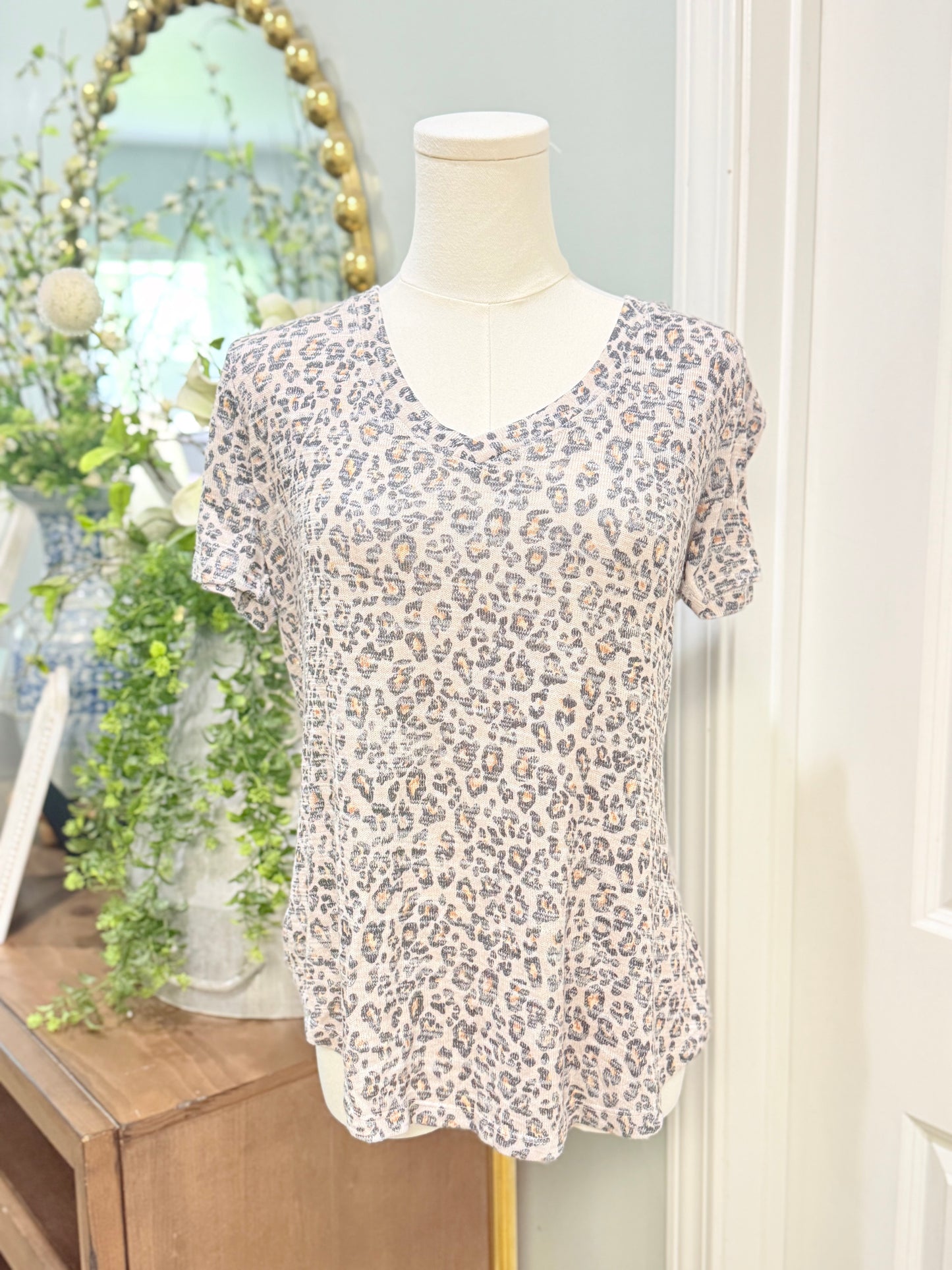 Womens ZSupply Leopard Blouse Medium EUC