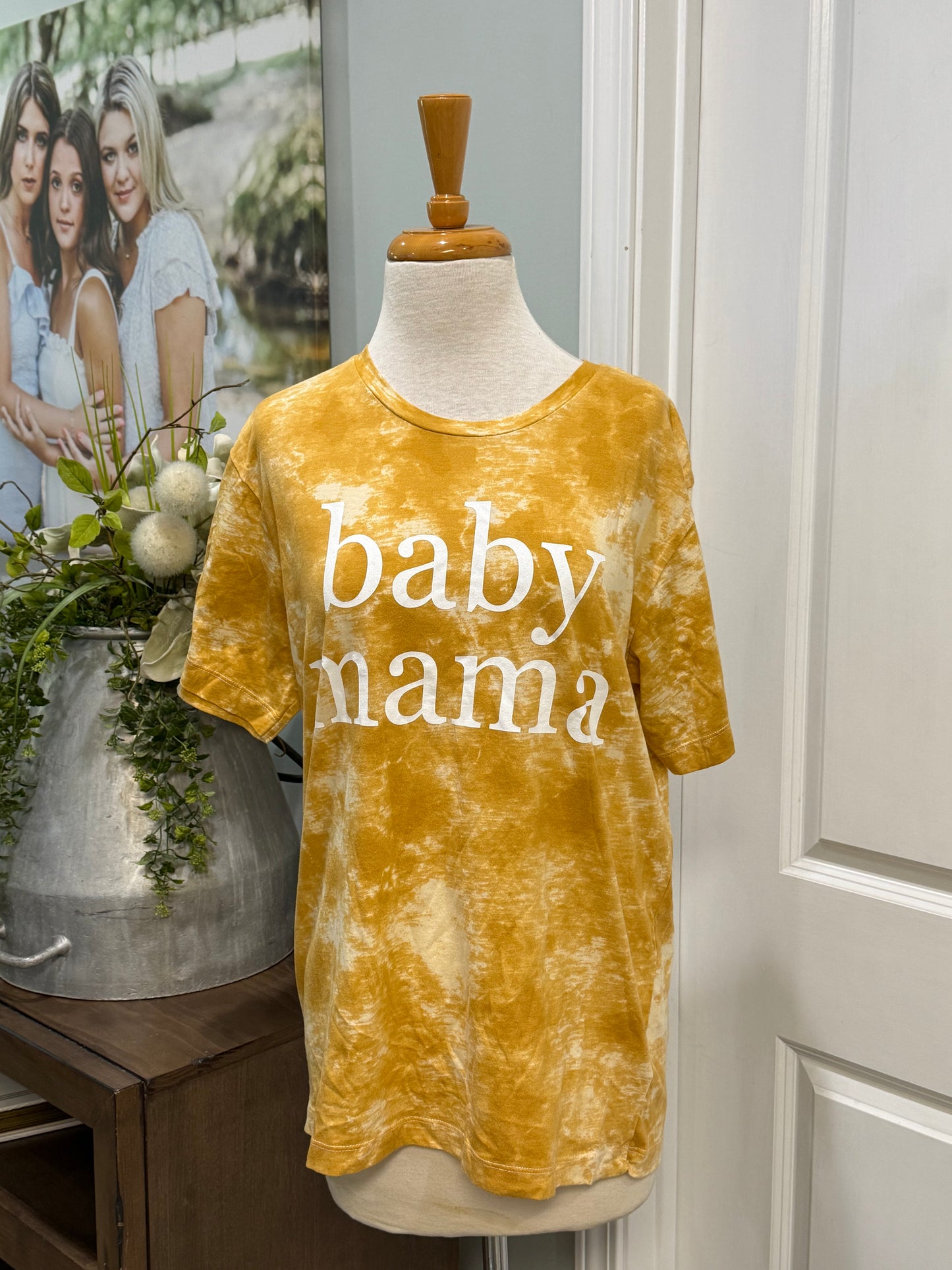 Womens Baby Mama Tshirt Size Medium