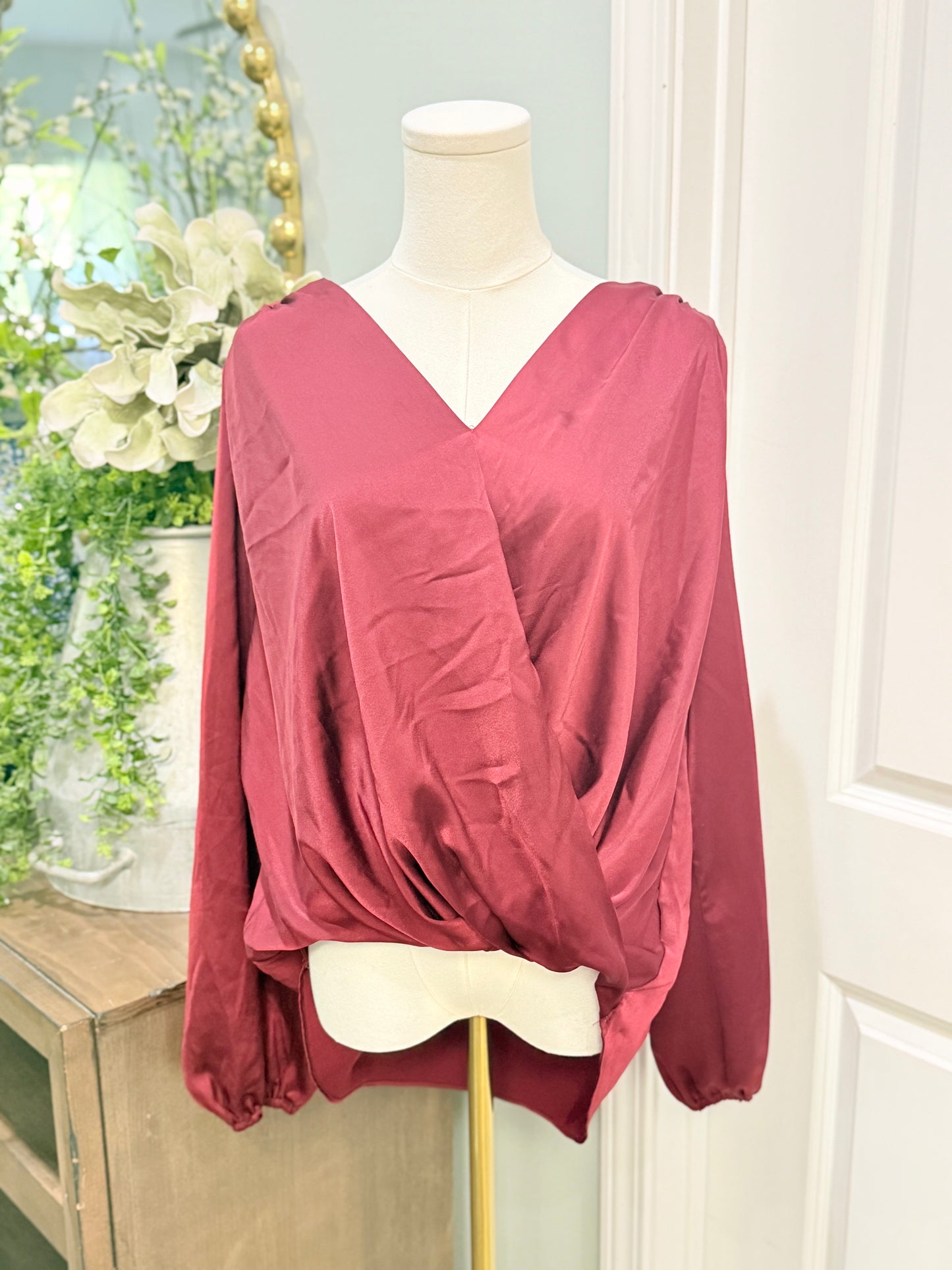 Womens She+Sky Satin Blouse Large EUC