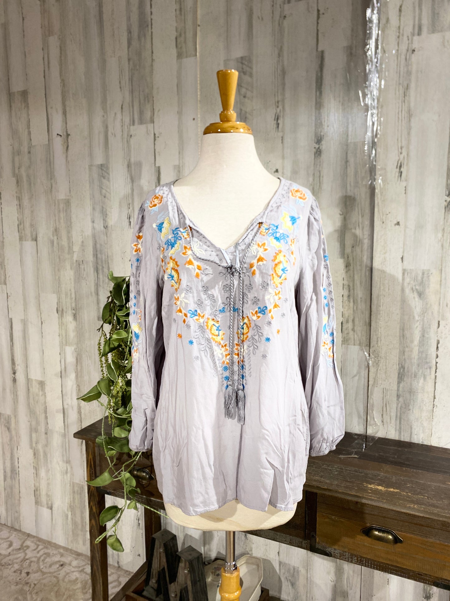 Womens Andre Top Sz Medium