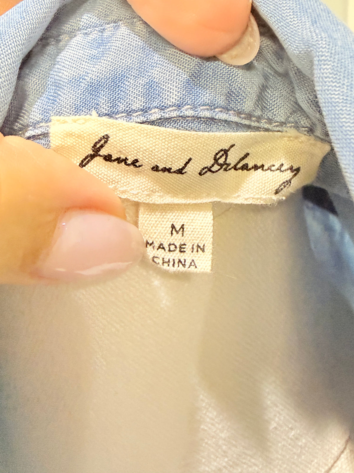 Womens Jane & Delancey Denim Button Down Blouse Medium EUC