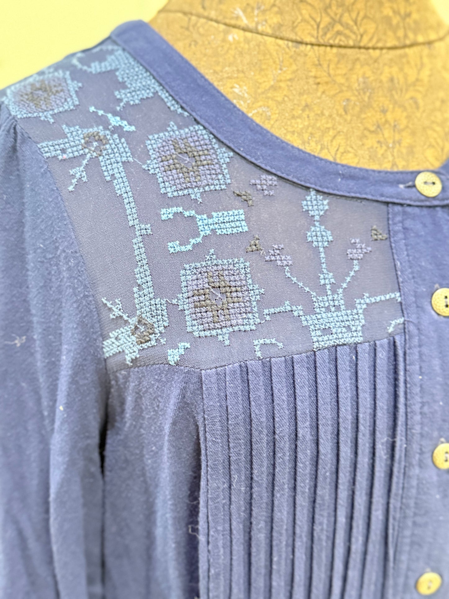 Womens Anthropolgie Embroidered Dress Size 8