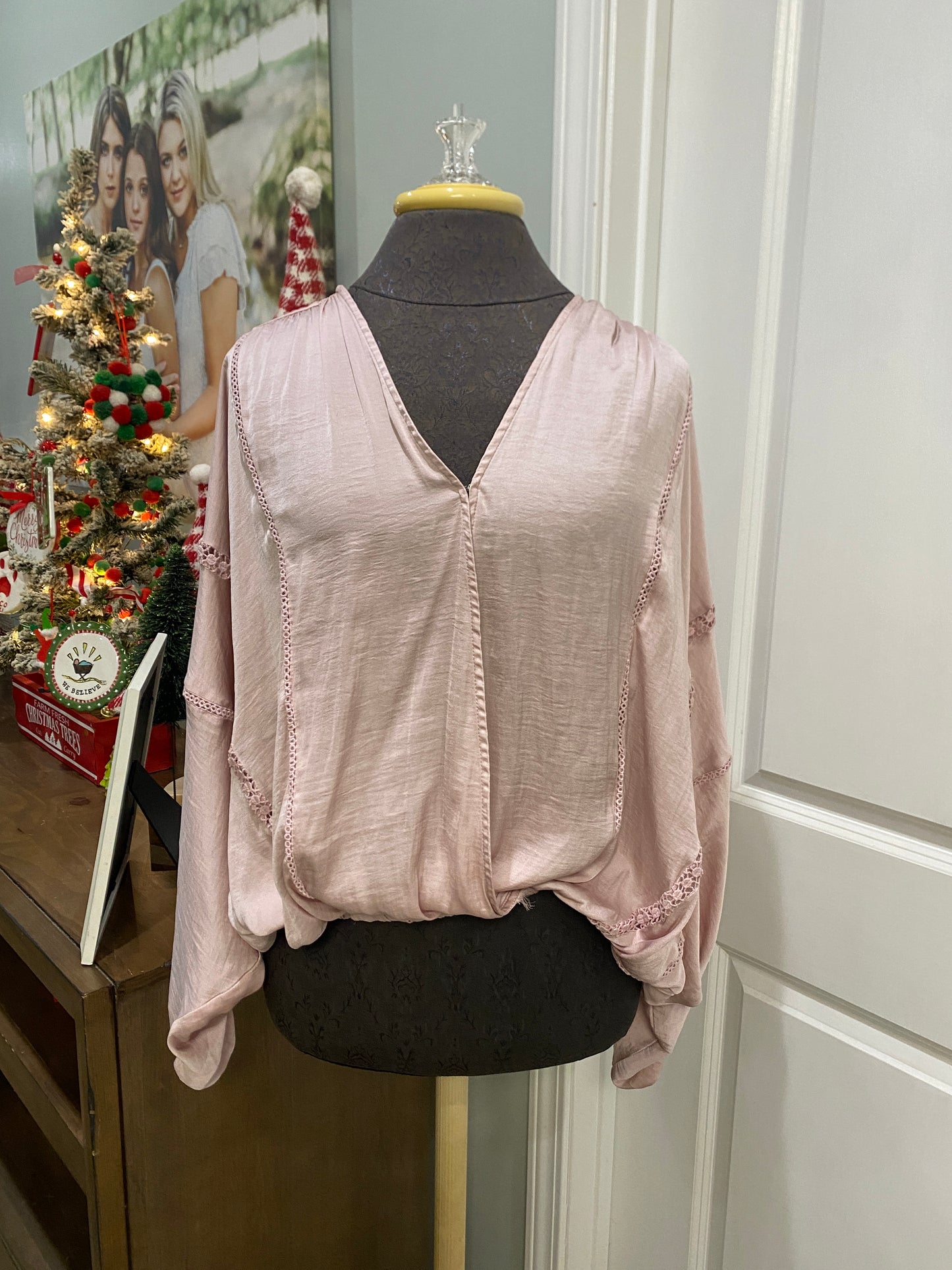 Womens Oversized L Love Satin Blouse Size Small