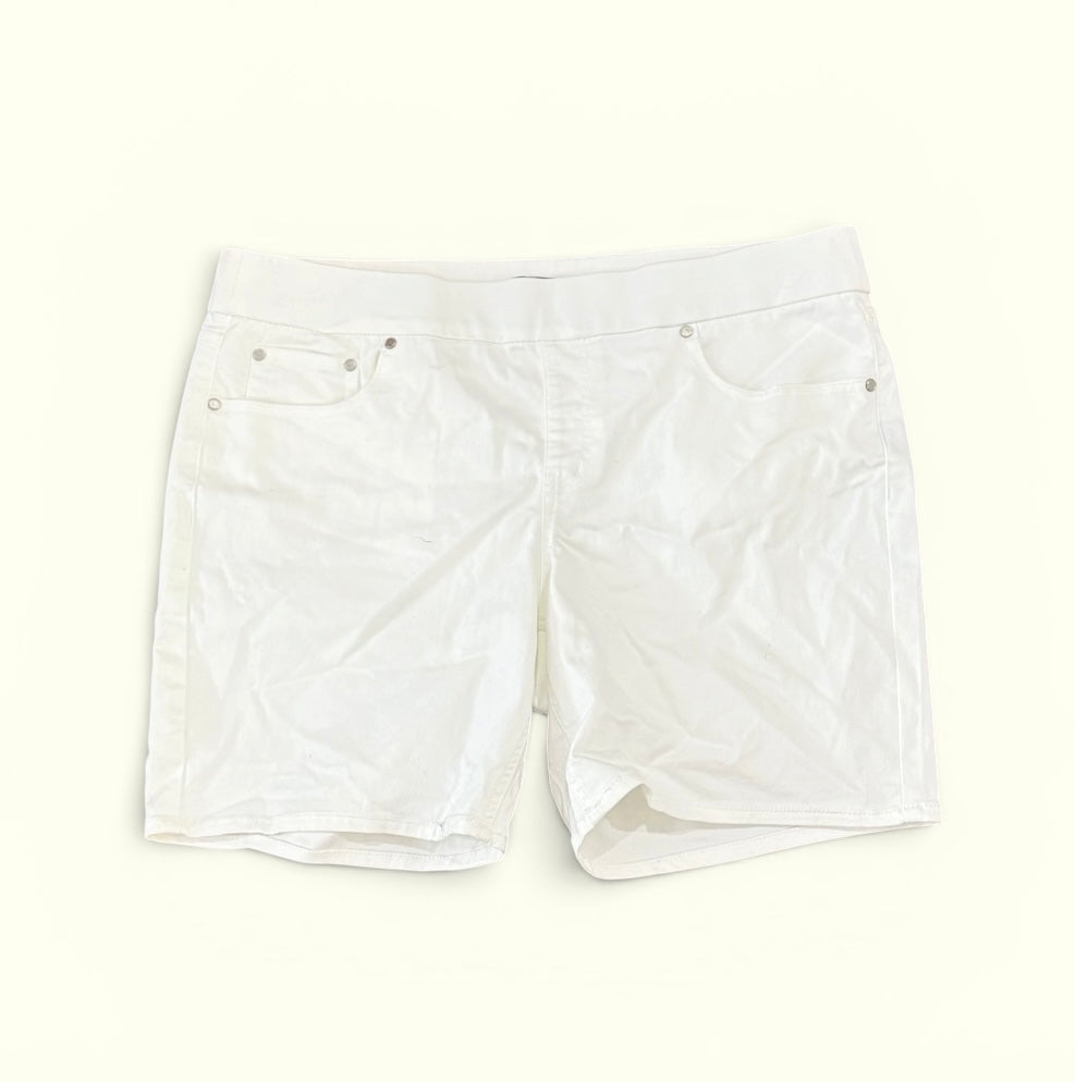 Womens White Pullon Shorts Size 16 EUC
