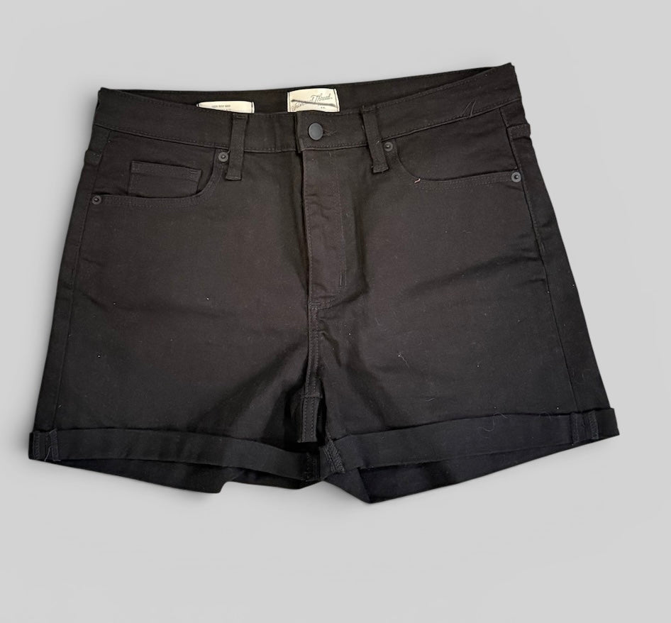Womens Universal Threads Black Shorts Size 12 EUC