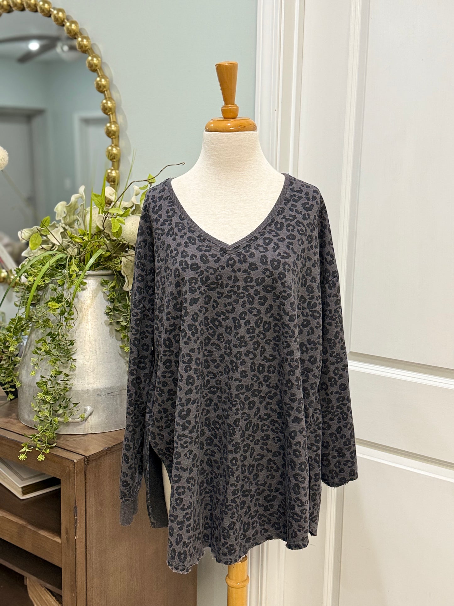 Womens Z Supply Leopard Blouse Size Large
