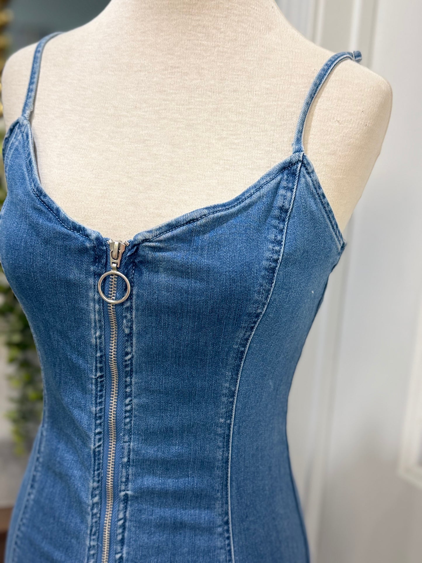 Womens Forever 21 Denim Dress Size Medium NWT