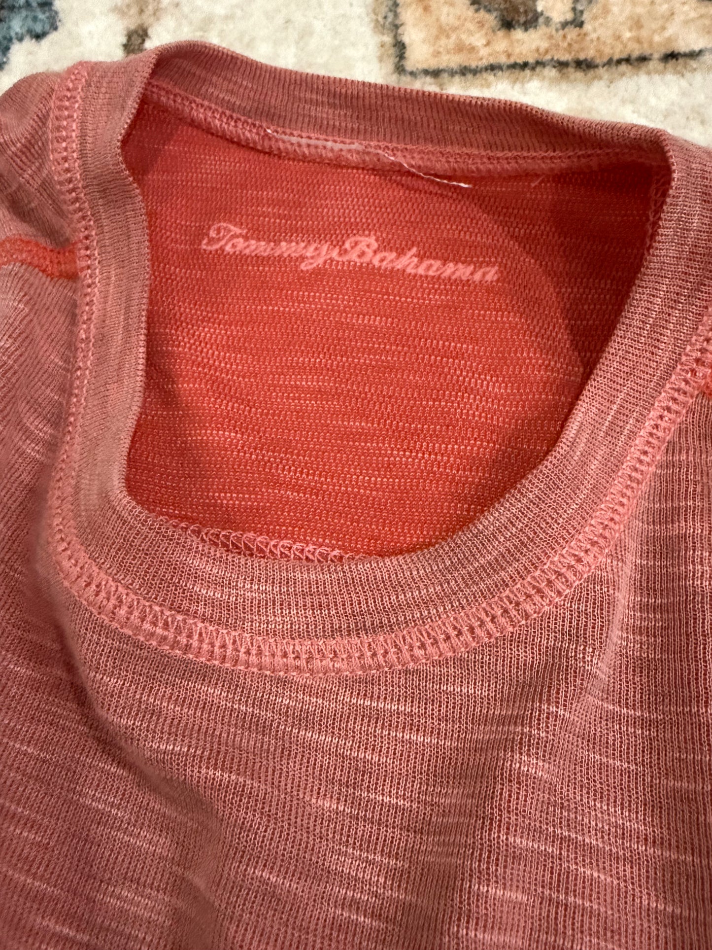 Mens Tommy Bahama Tshirt Small EUC