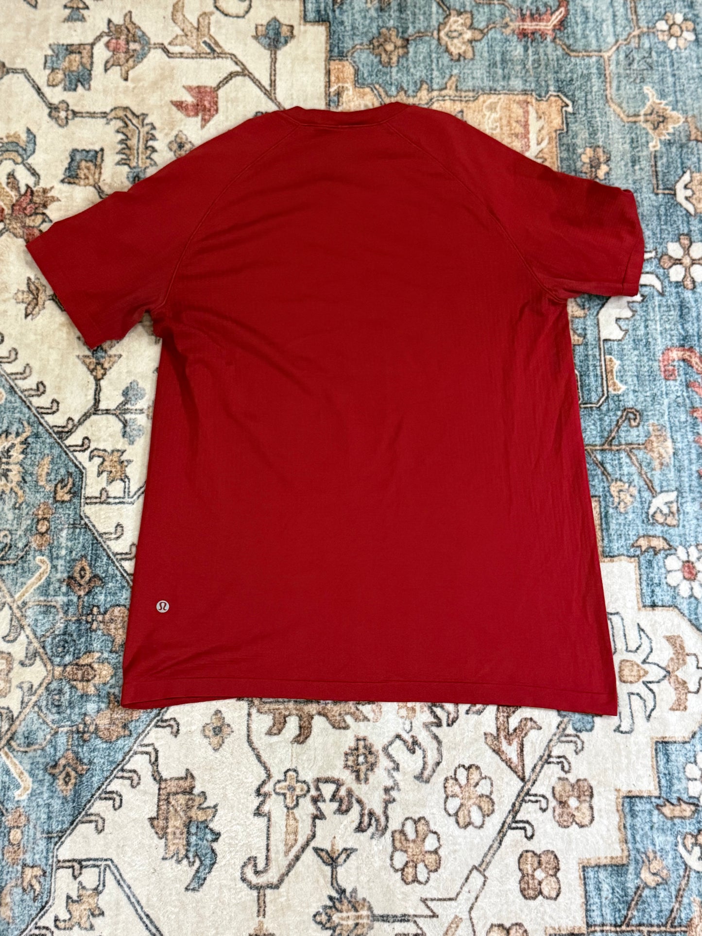 Mens Red Lululemon Tshirt Size Medium EUC