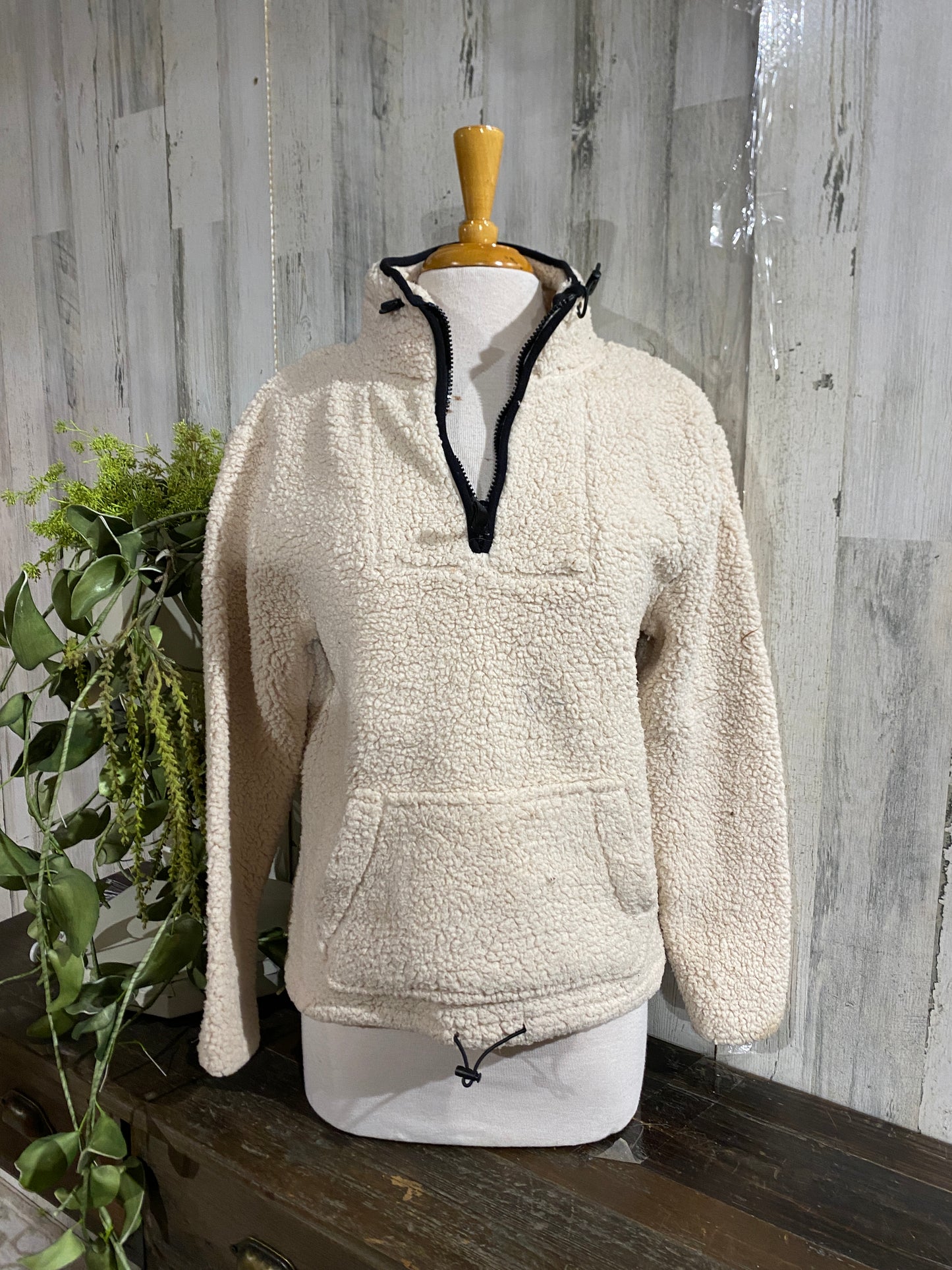 Womens Love Tree Sherpa Pullover Small