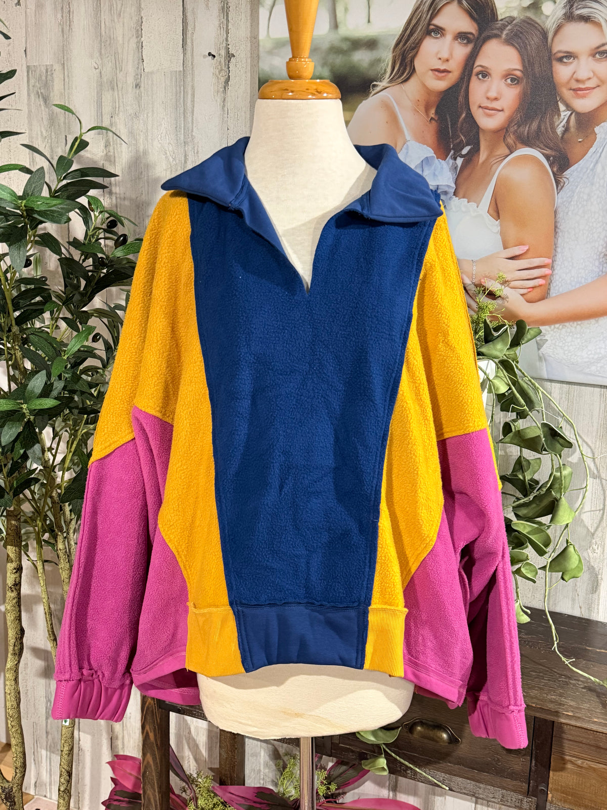 Womens Vervet Oversized Pullover Size Large NWT