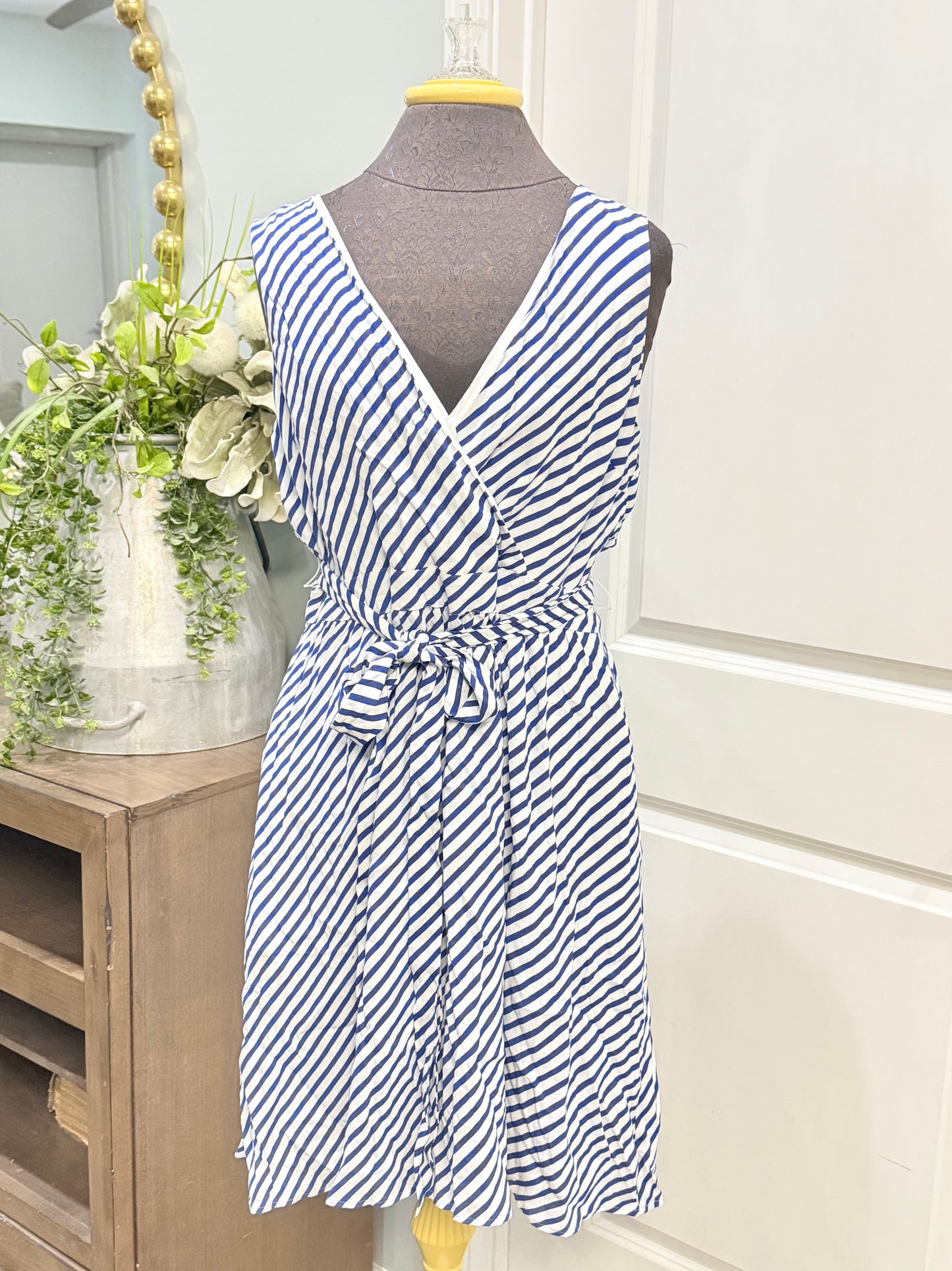 Womens Loft Dress Size 12 NWT