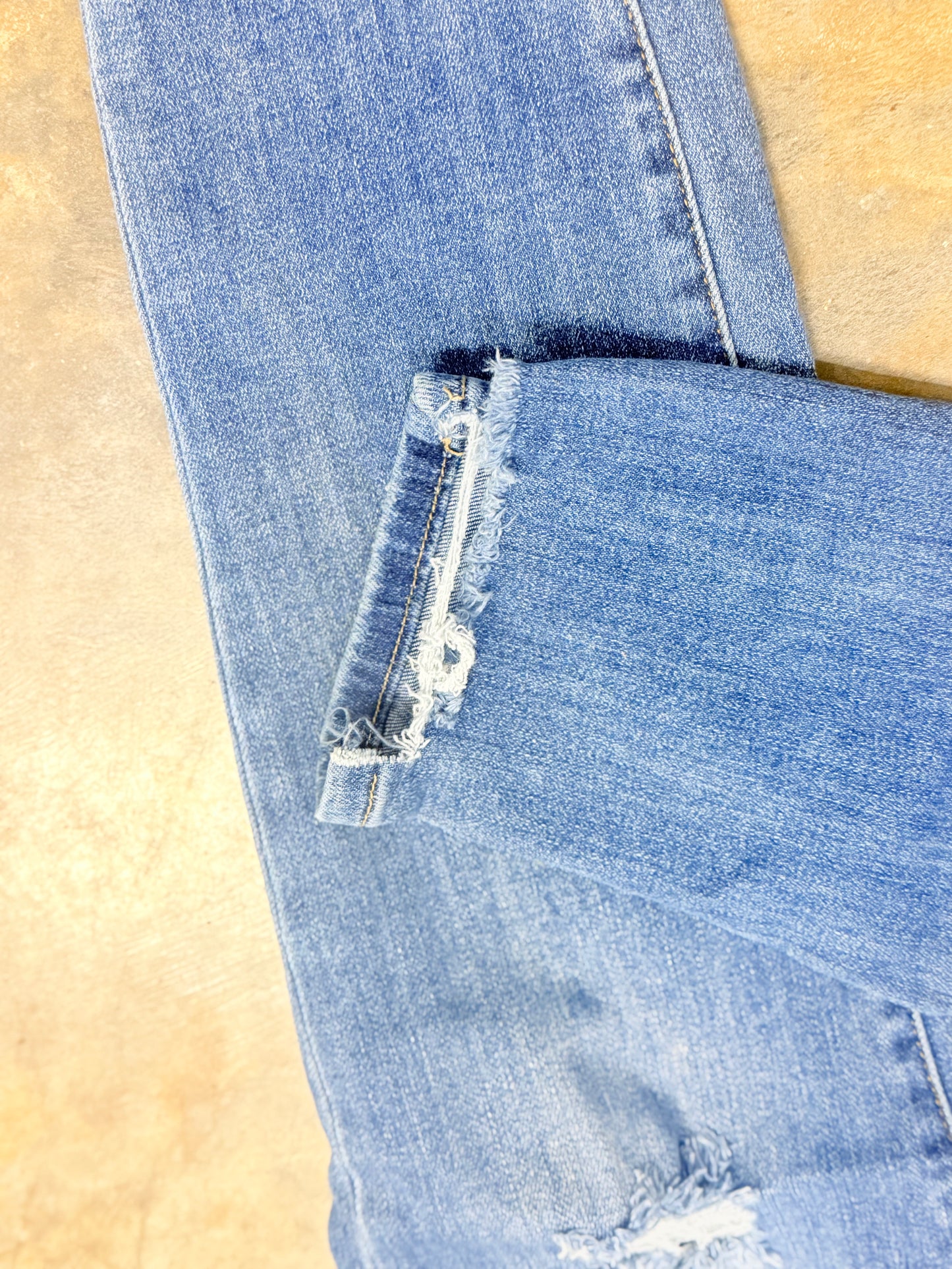 Womens Risen Jeans Size 15/32 EUC