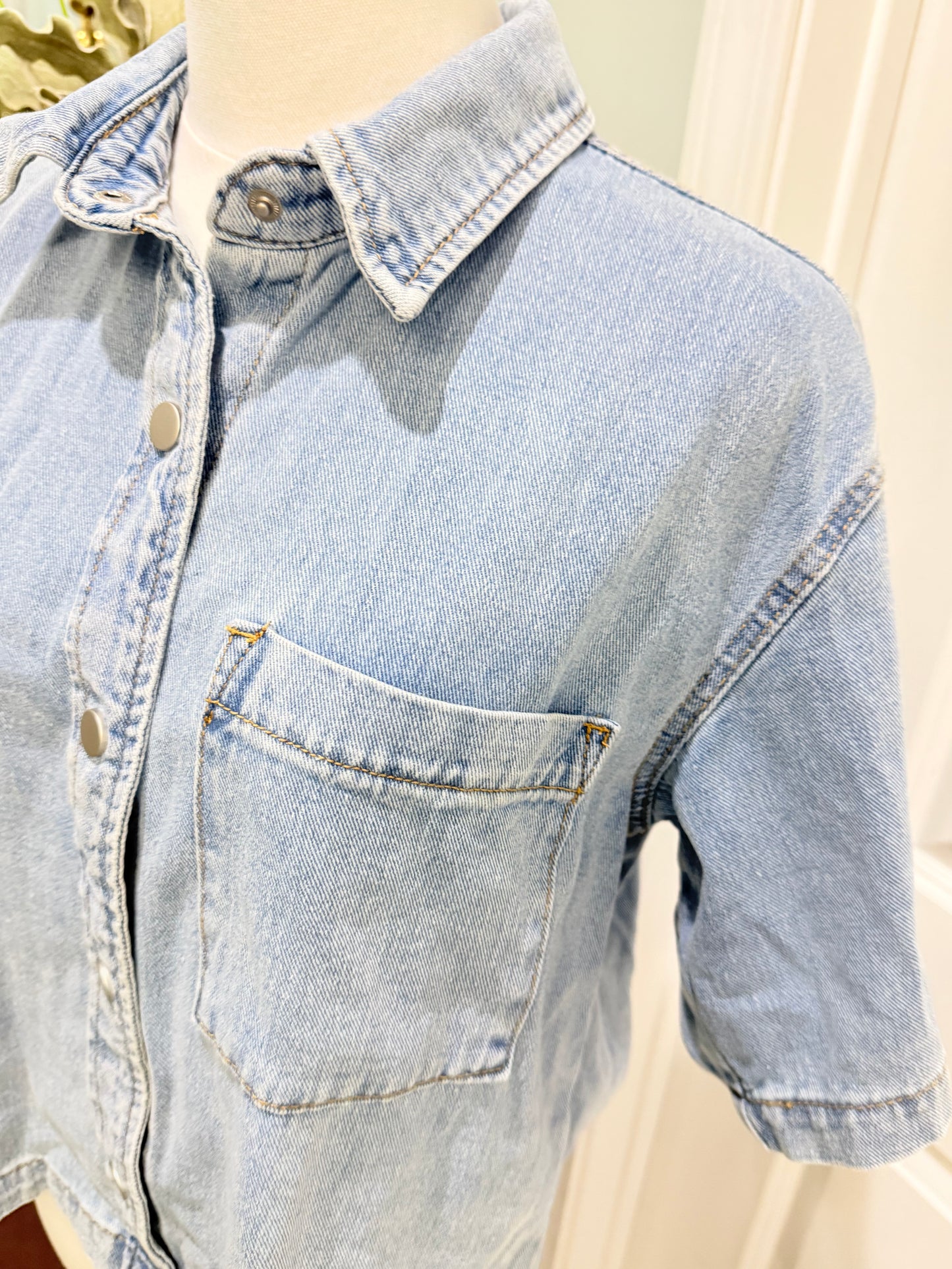 Womens Wishlist Denim Blouse Small EUC