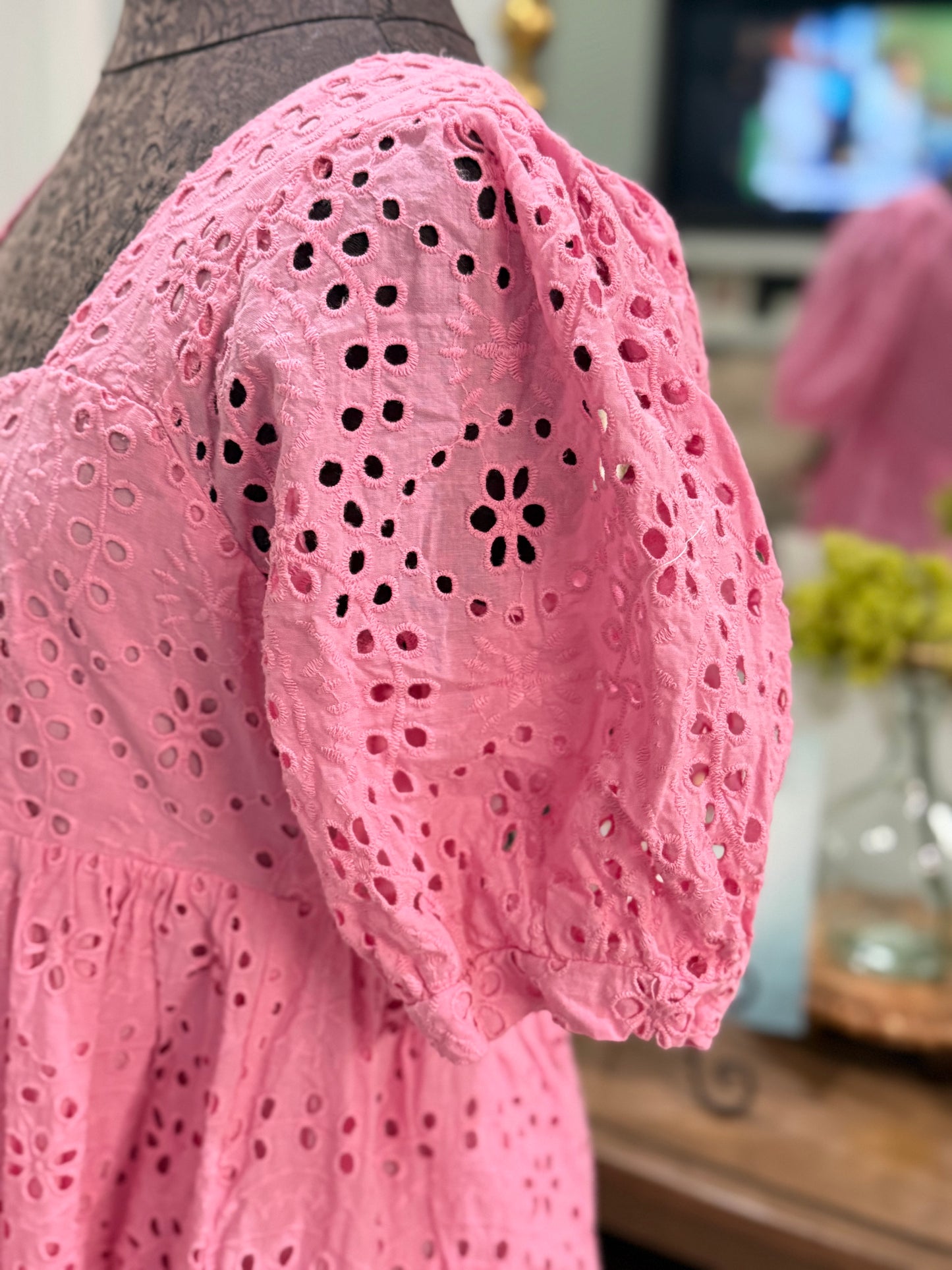 Womens C&V Pink Eyelet Mini Dress Medium EUC