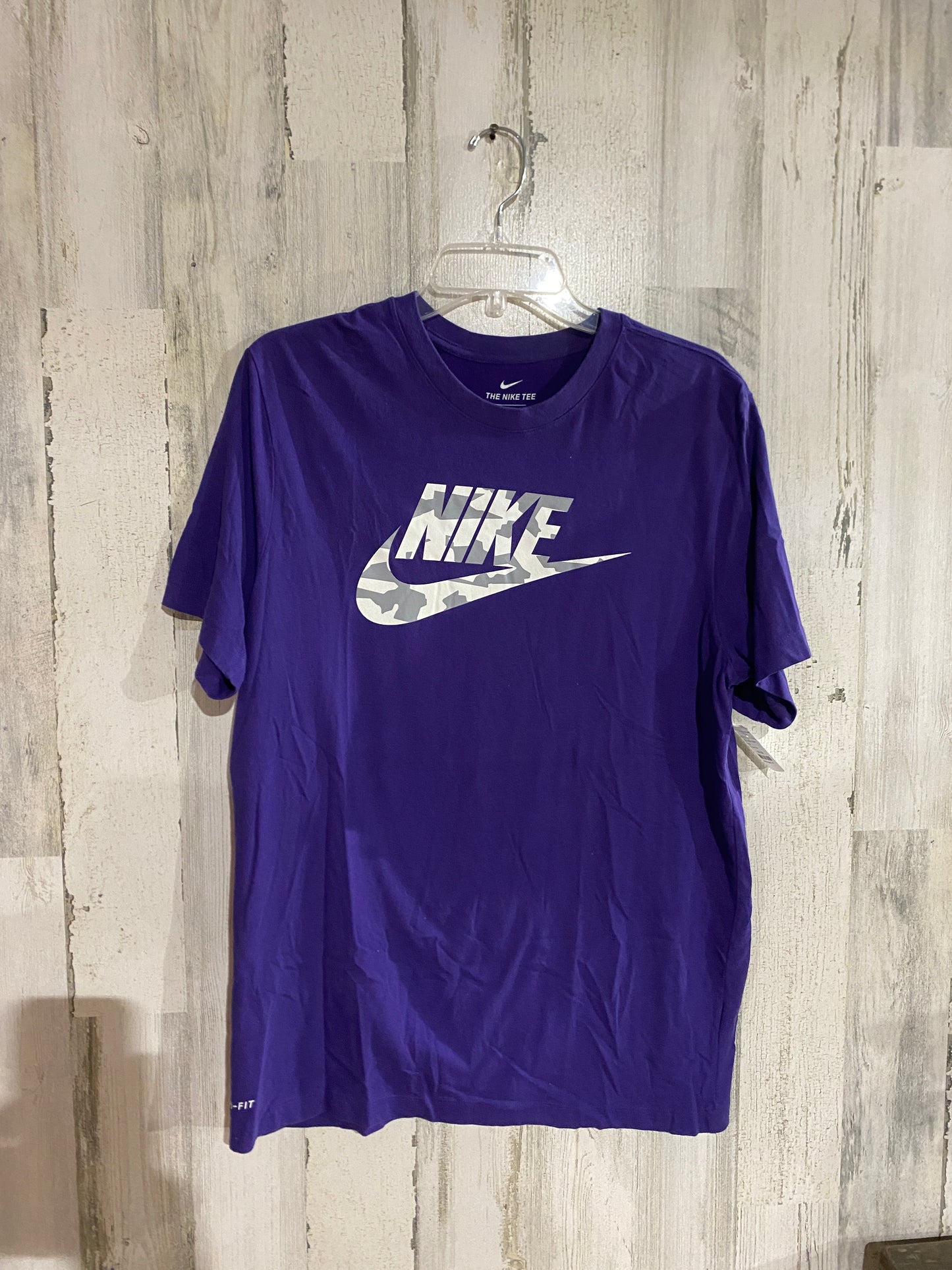 Men's Nike Tshirt Large