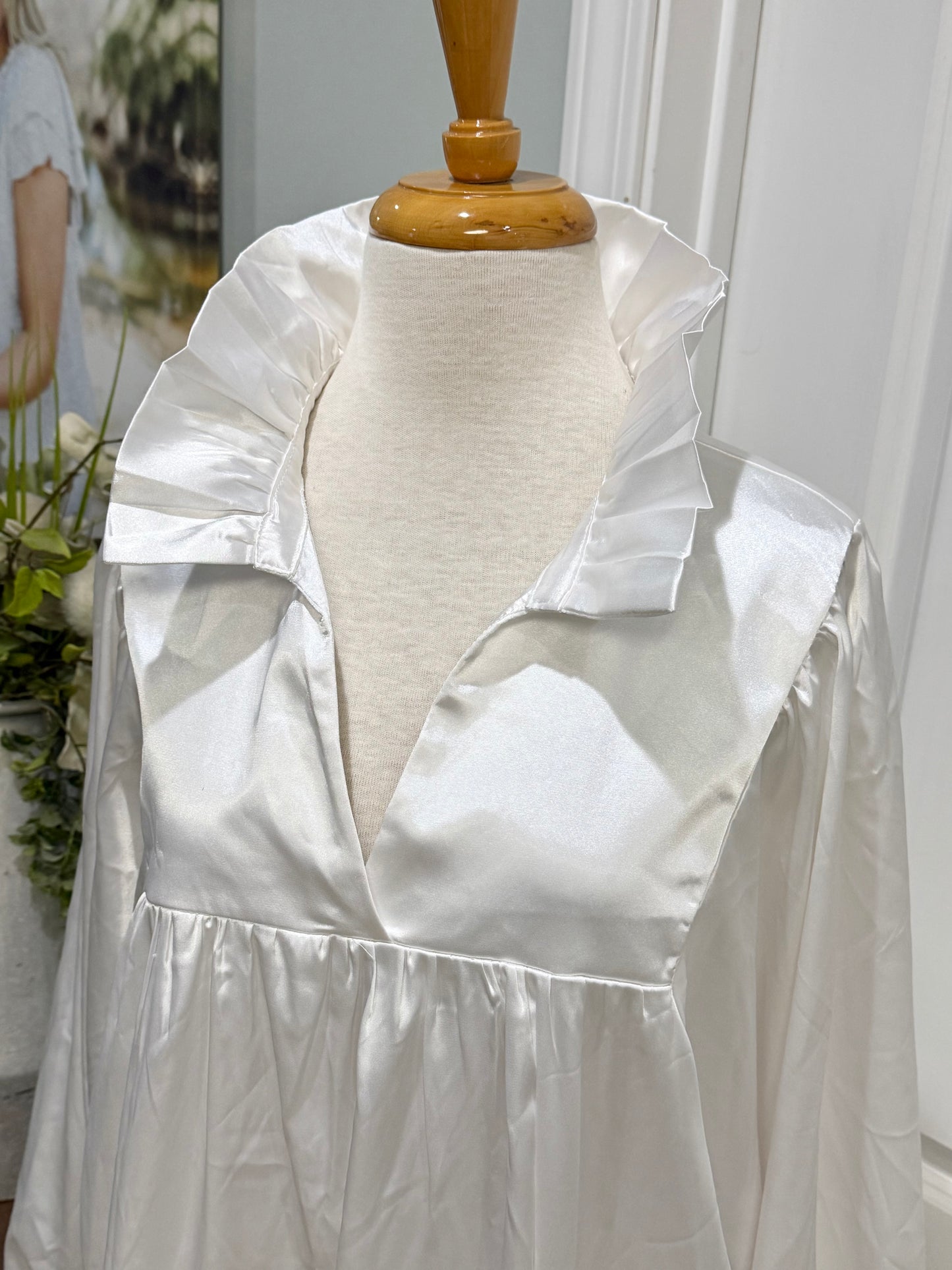 Womens Adrienne White Satin Dress Size 2X NWT
