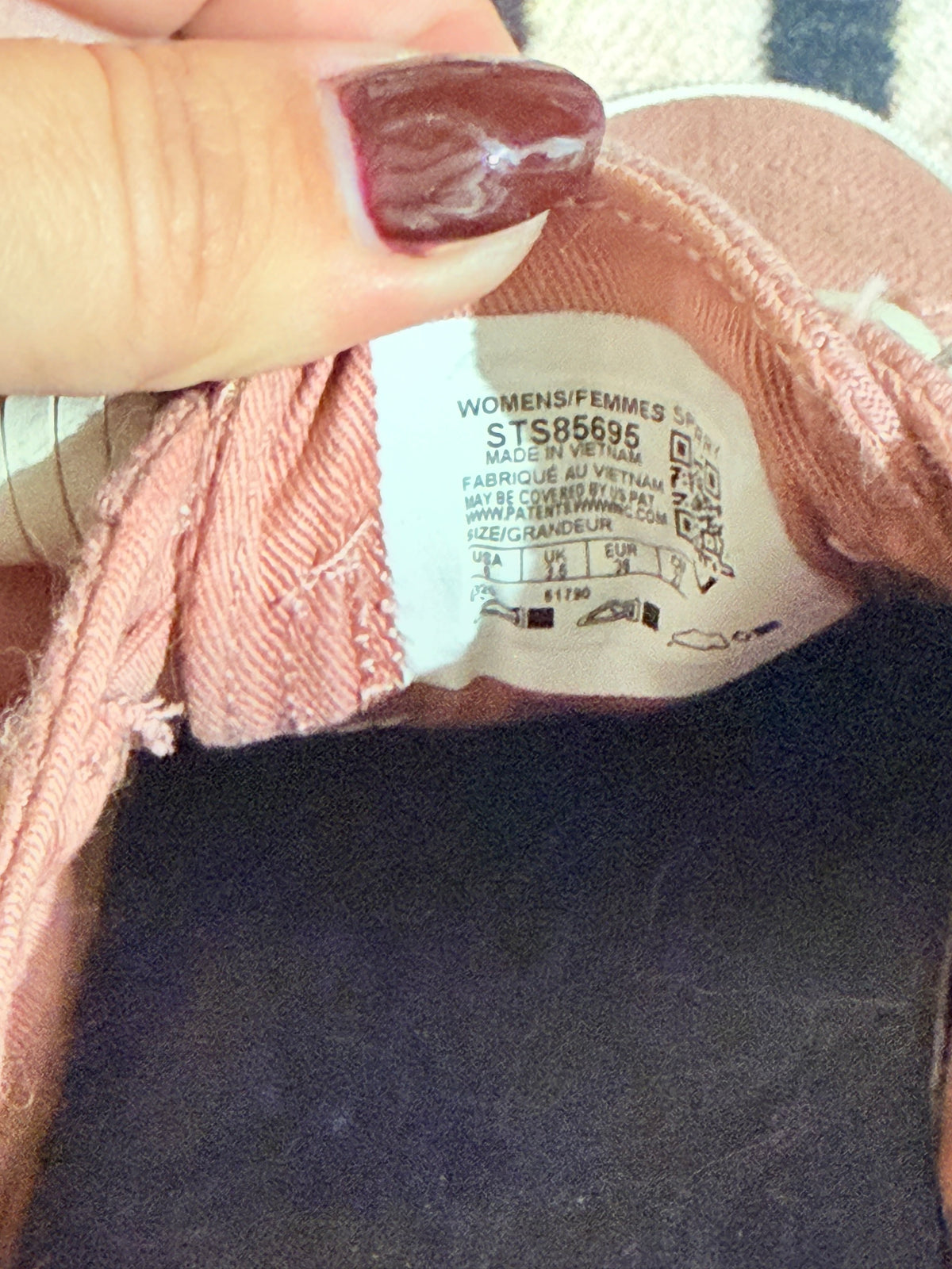 Womens Sperry Pink Sneakers Size 6 GUC