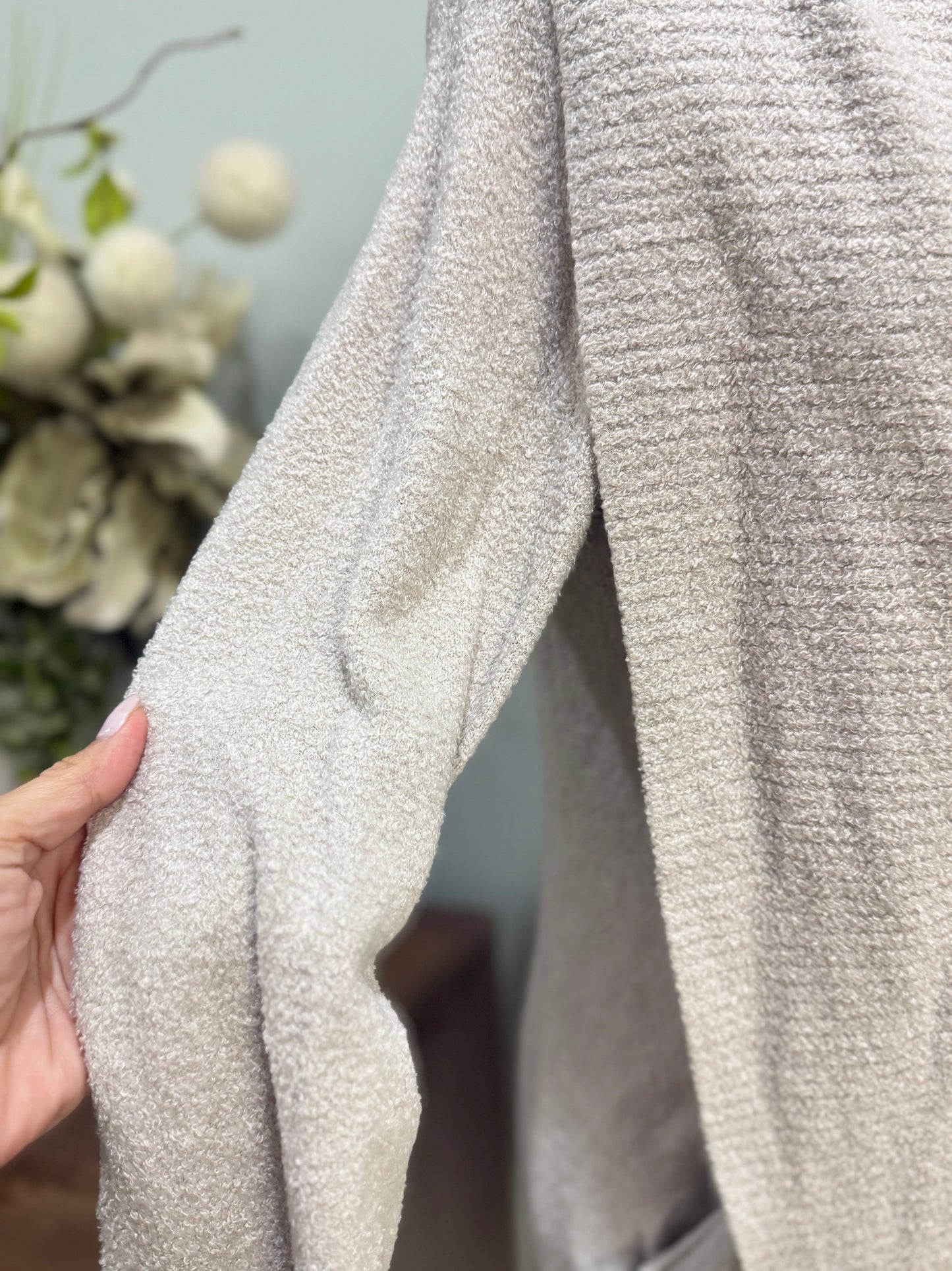 Womens Barefoot Dreams Cardigan Size Large EUC
