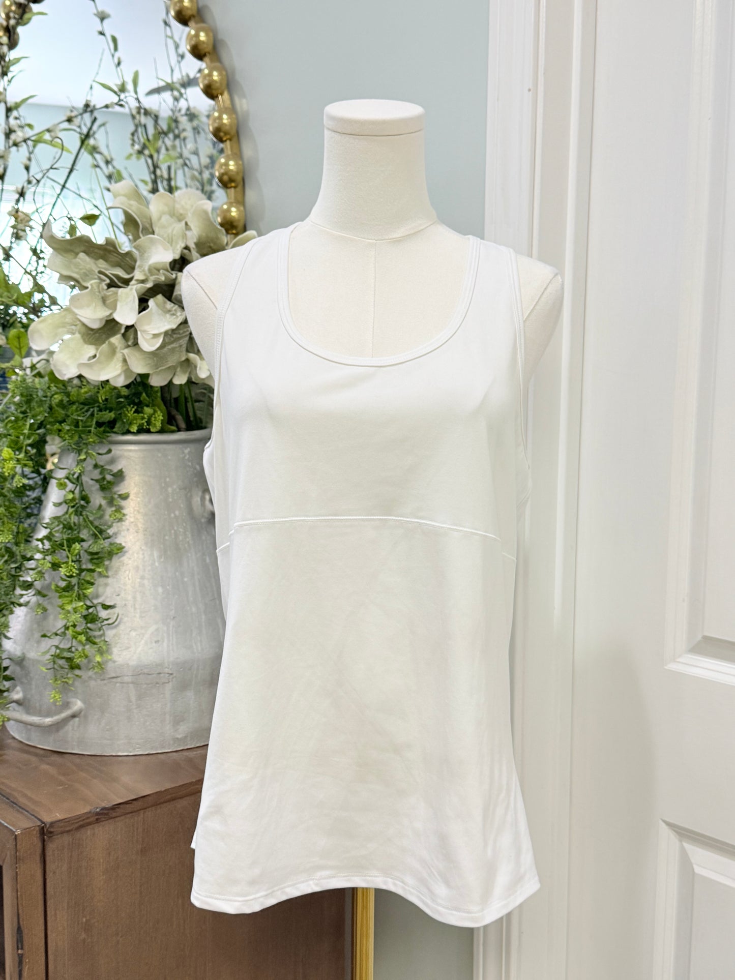 Womens RBX White Athletic Tank Large EUC