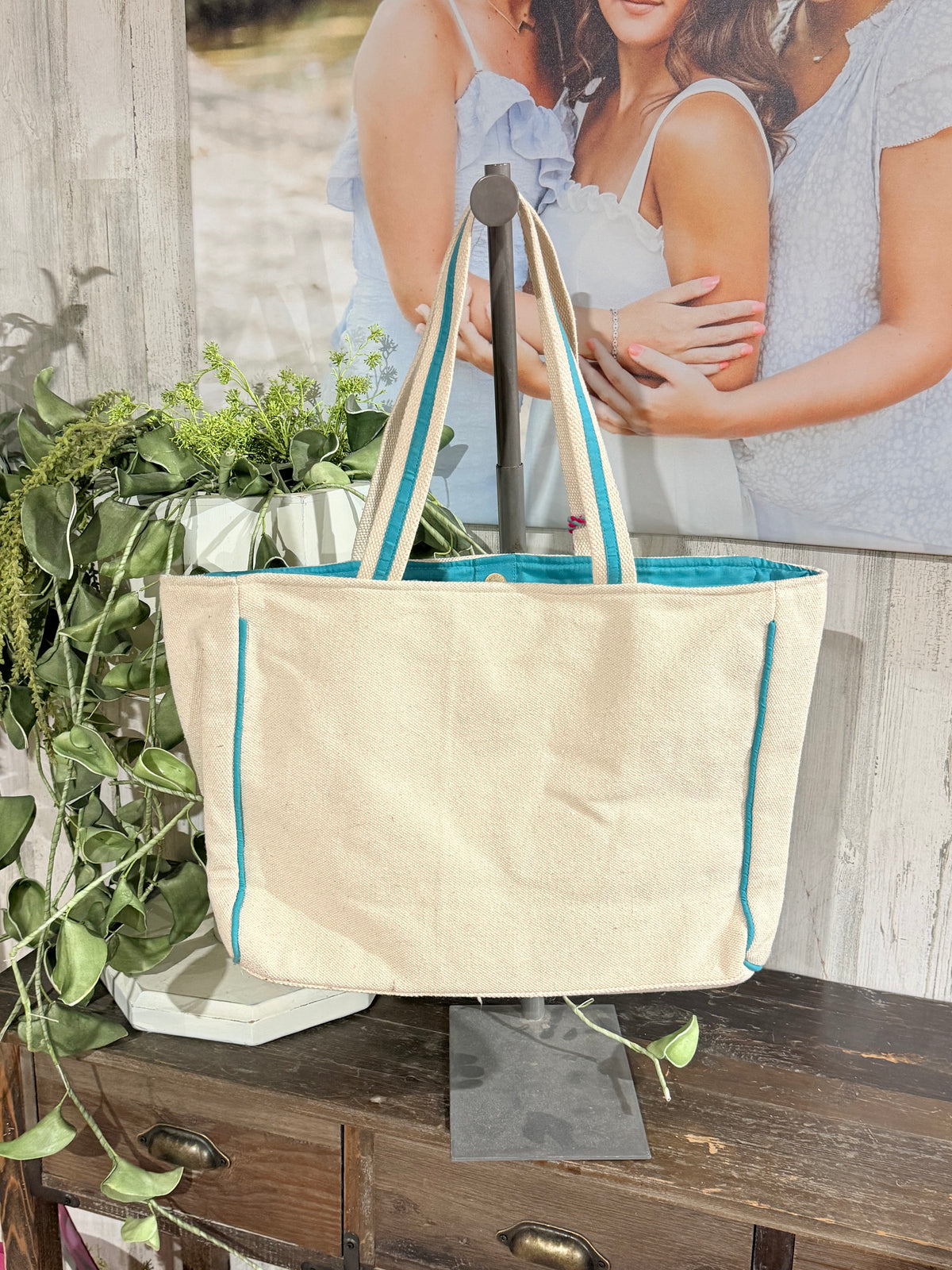KatyDid Beach Life Canvas Tote GUC