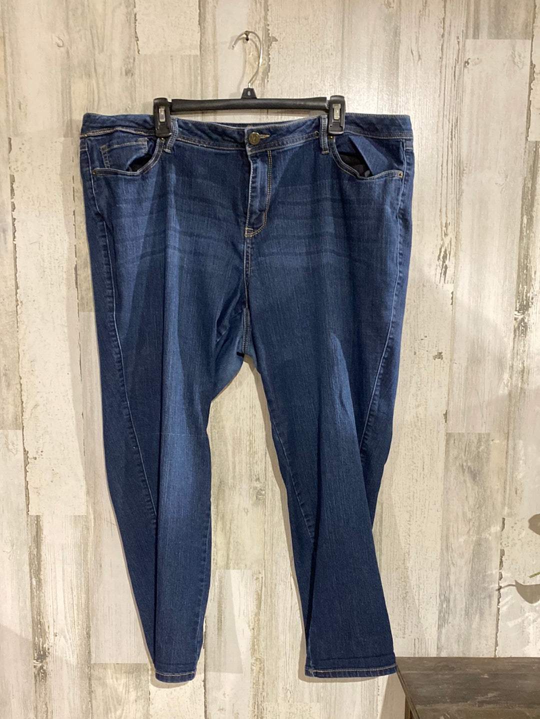 Womens Relaxed Fit Cropped Jean 20 Test3