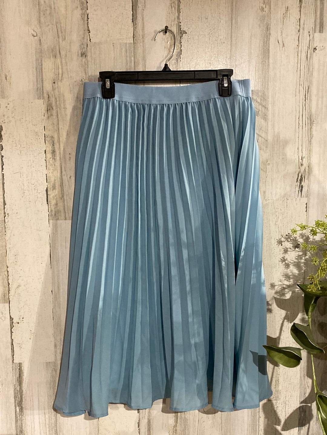 Womens Pleated Skirt Large