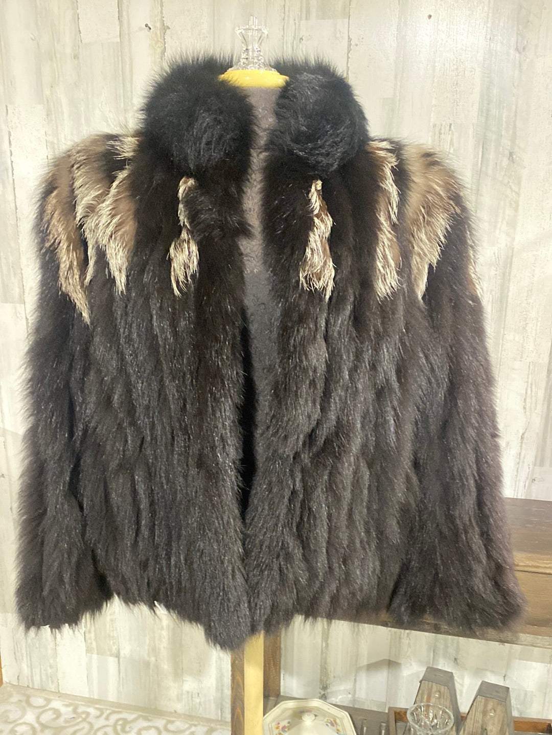 Womens Saga Fox Fur Coat Size Large