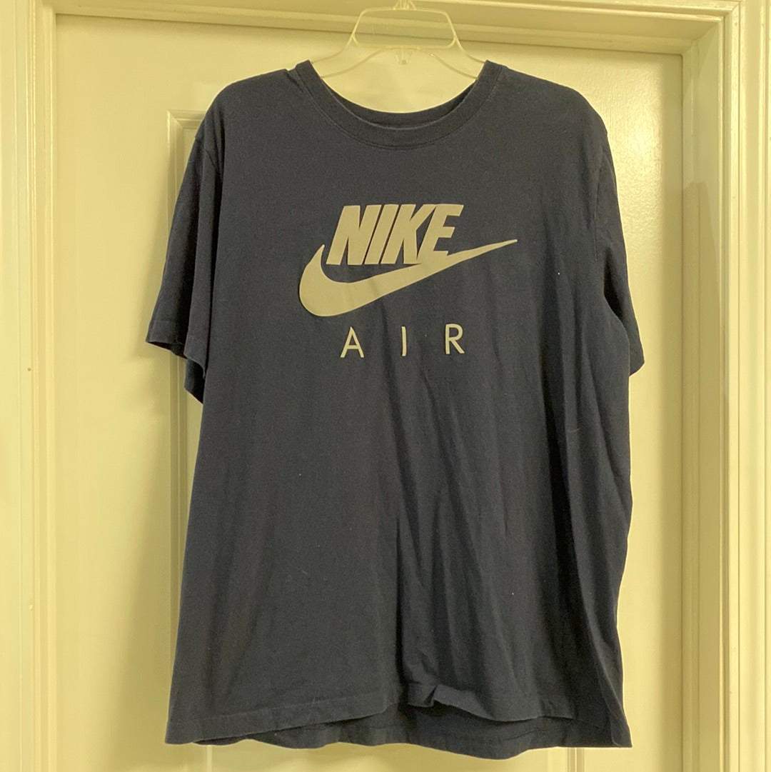 Men's Nike Tshirt XL