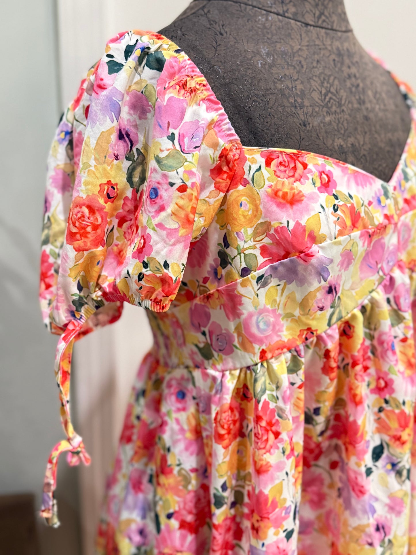 Womens Floral Smocked Dress XL